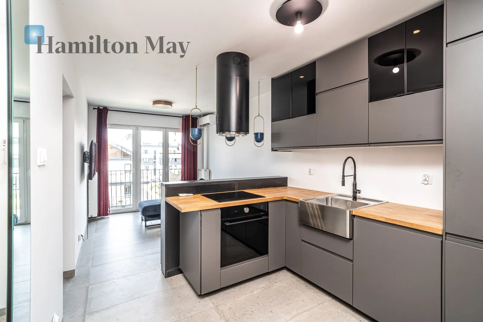 City: Kraków Street: Stawowa Region: Prądnik Biały Distance to centre: 5.36 km Level: 2 Price: 3300 PLN Bedrooms: 1 Bathrooms: 1 Size: 33m2 - slider