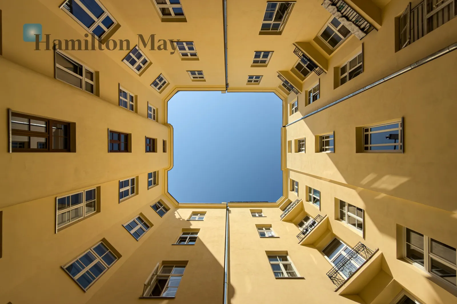 3-room apartment for rent in a tenement house near Hala Koszyki - slider