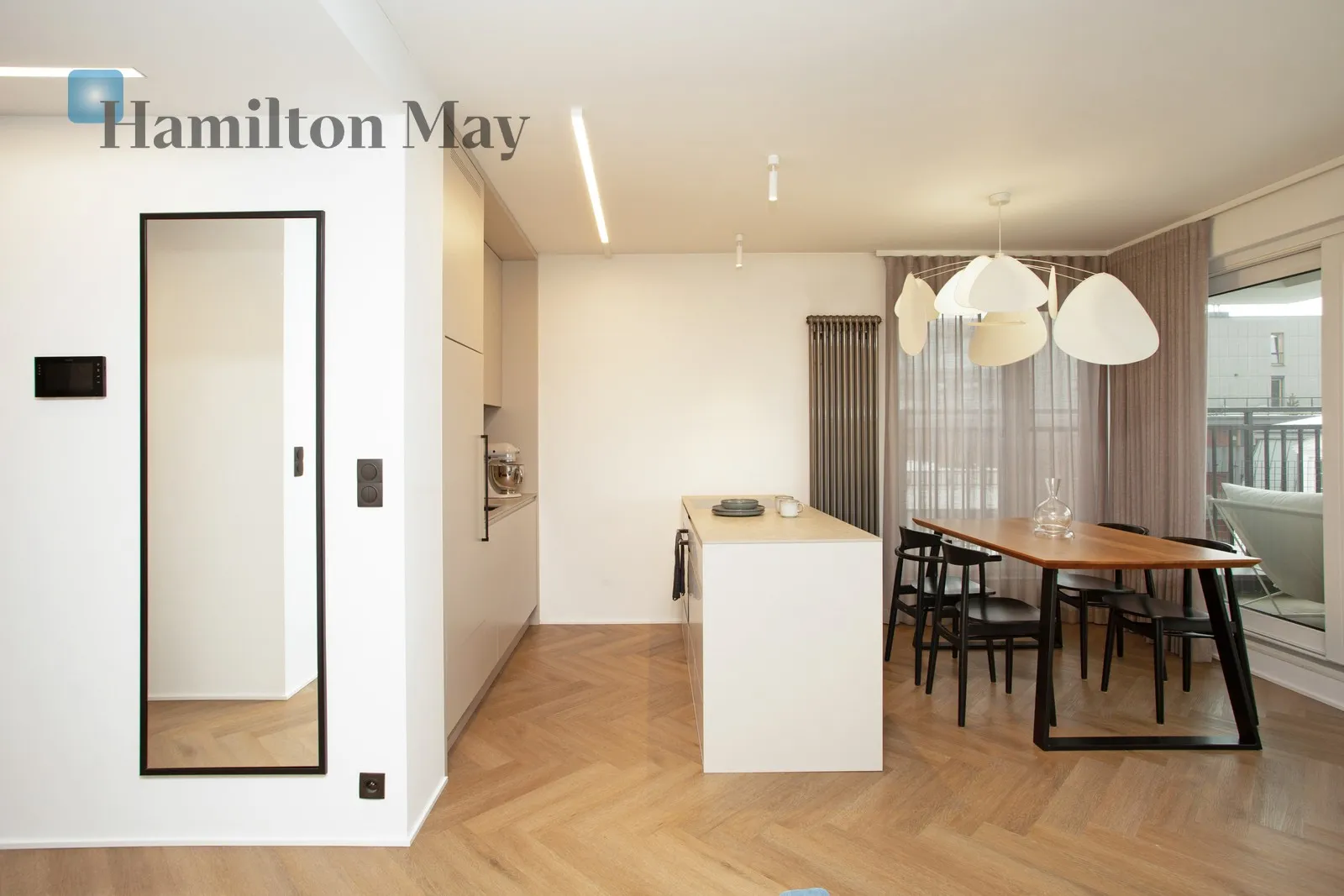 Beautiful apartment with gym, cinema room and garage | BROWAR KLEPARZ - slider