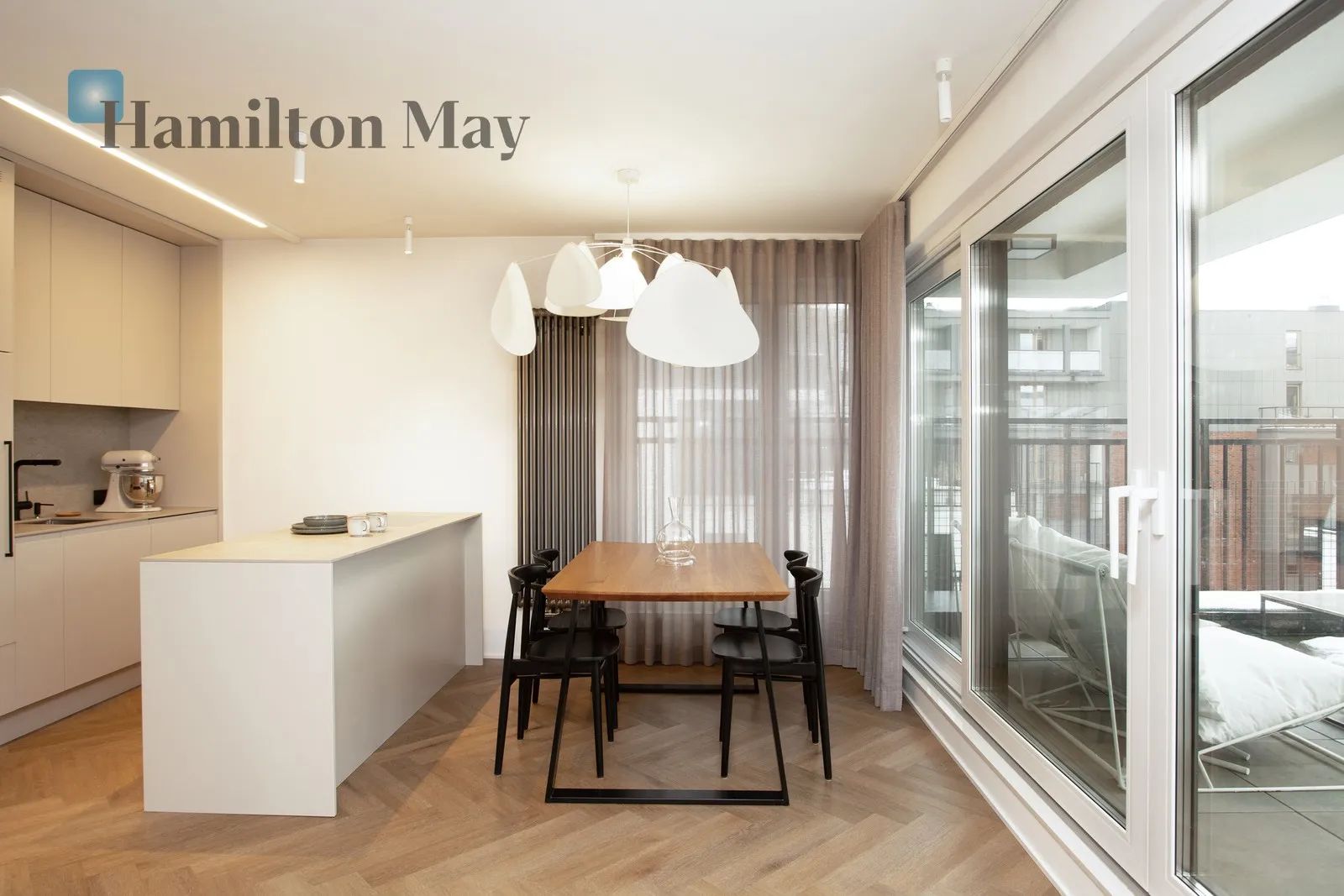 Beautiful apartment with gym, cinema room and garage | BROWAR KLEPARZ - slider