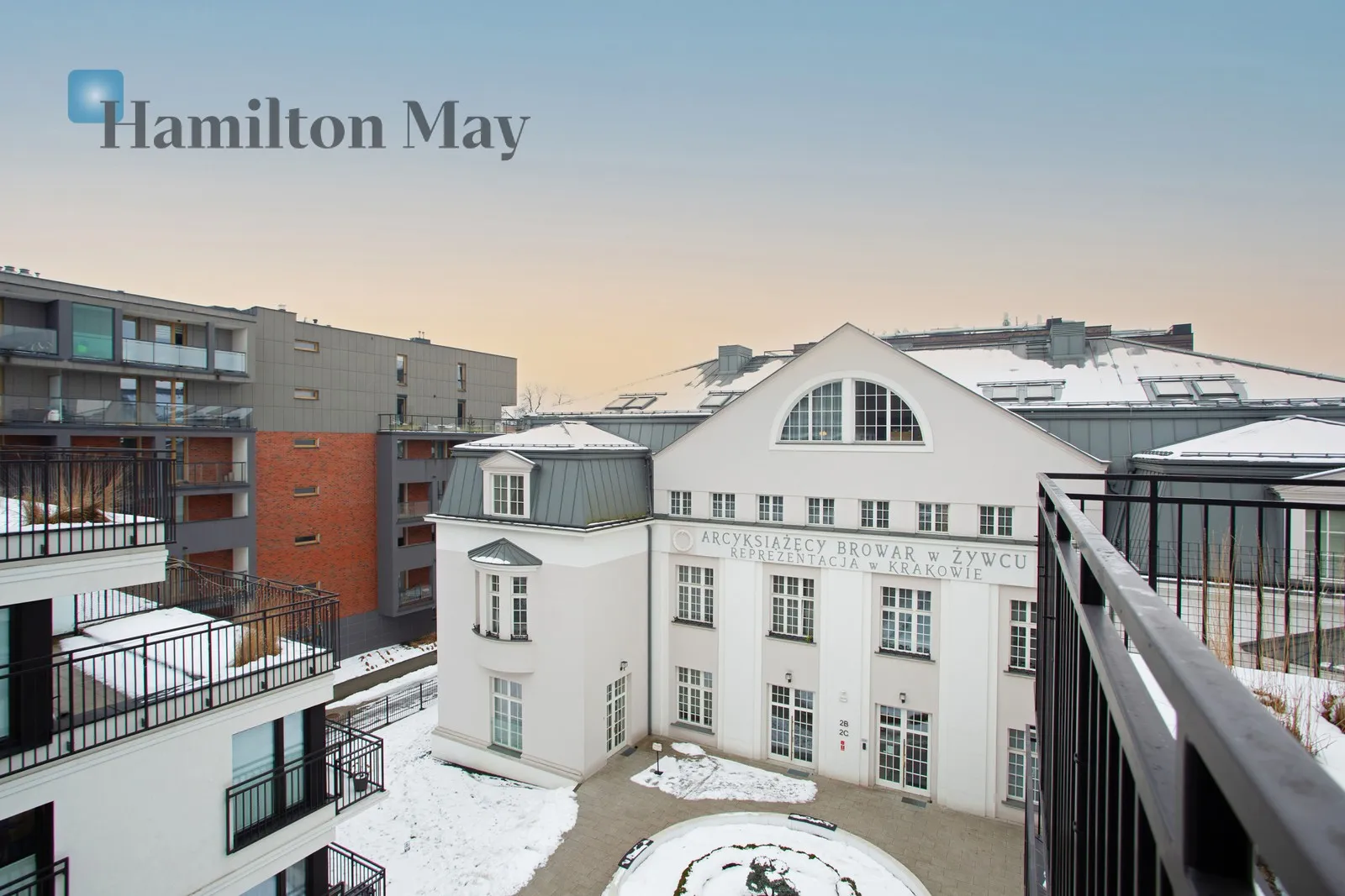 Beautiful apartment with gym, cinema room and garage | BROWAR KLEPARZ - slider