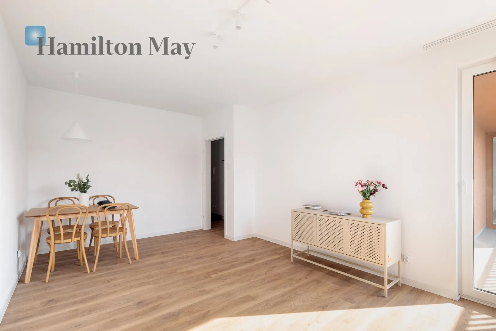 Функціональні та світлі 3 кімнати | Балкон | Гараж | Зелене оточення - slider