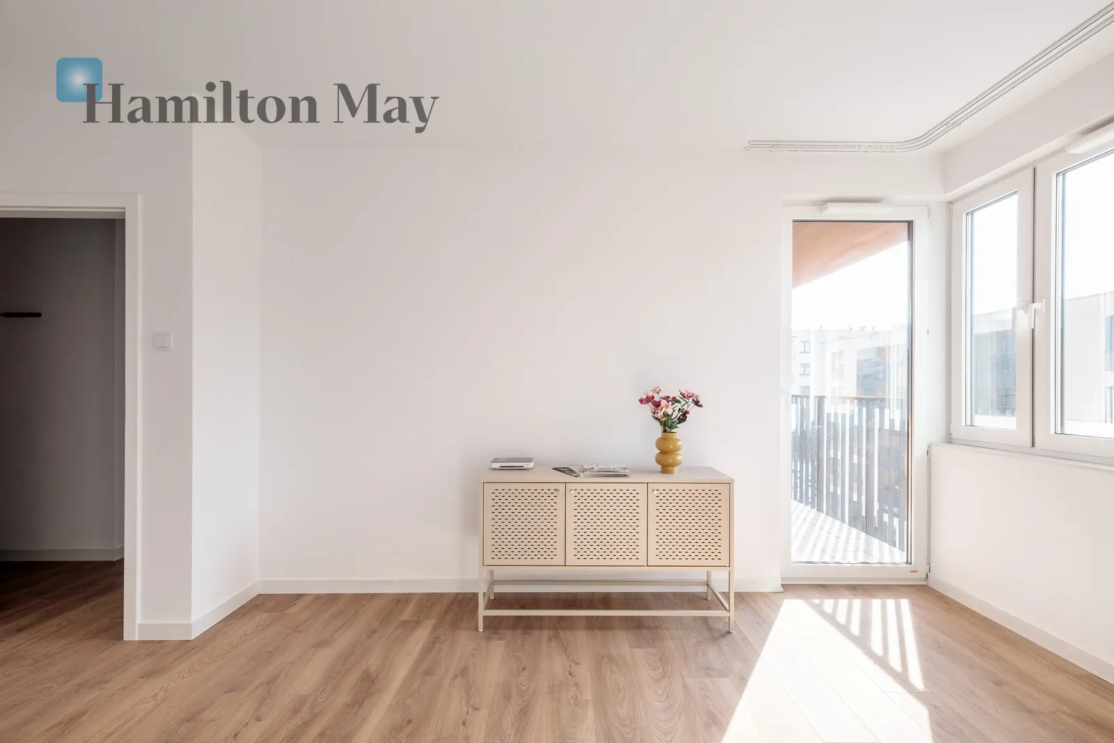 Функціональні та світлі 3 кімнати | Балкон | Гараж | Зелене оточення - slider