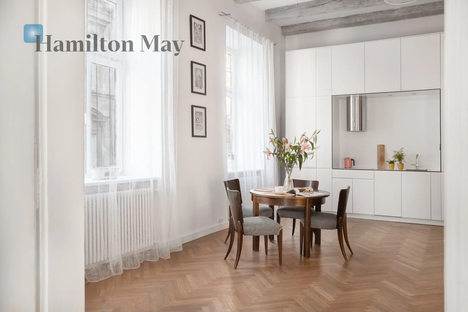 Region: Stare Miasto Distance to centre: 1.69 km Level: 1 Price: 2146000 PLN Bedrooms: 1 Bathrooms: 1 Size: 81m2 Price/m2: 26494 PLN - slider