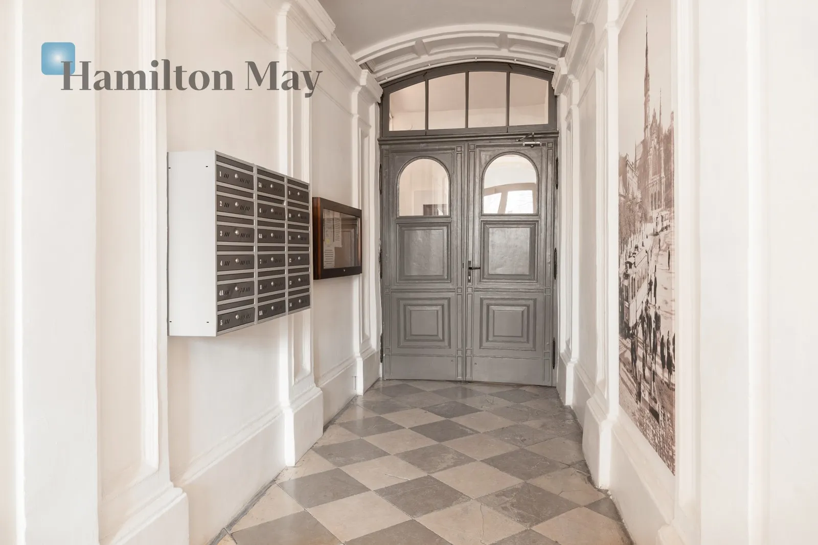 Street: Mostowa Region: Stare Miasto Distance to centre: 1.69 km Level: 1 Price: 2146000 PLN Bedrooms: 1 - slider