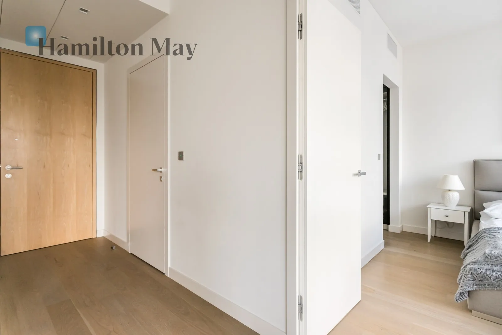 City: Warszawa Street: Twarda Region: Śródmieście Subregion: Śródmieście Północne Distance to centre: 0.92 km Level: 12 - slider