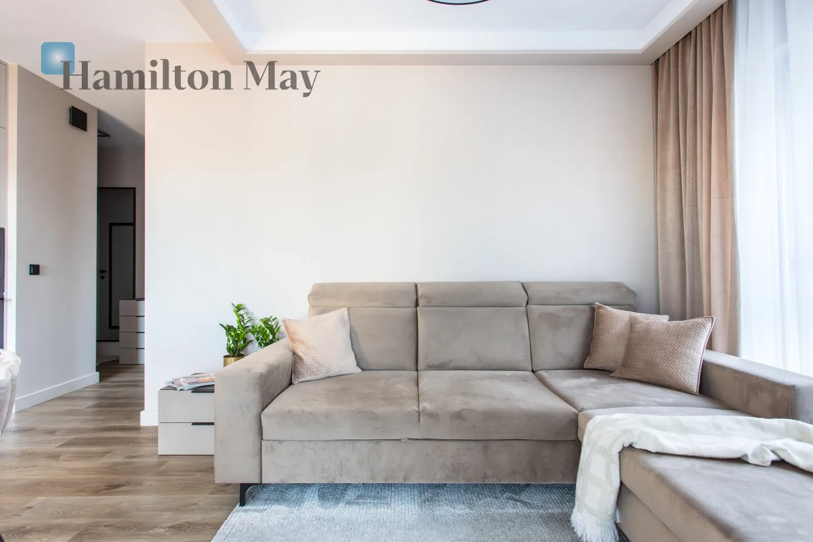 City: Wrocław Street: Mieszczańska Region: Śródmieście Subregion: Kępa Mieszczańska Distance to centre: 1.03 km Level: 5 Price: 1170000 PLN Bedrooms: 2 - slider