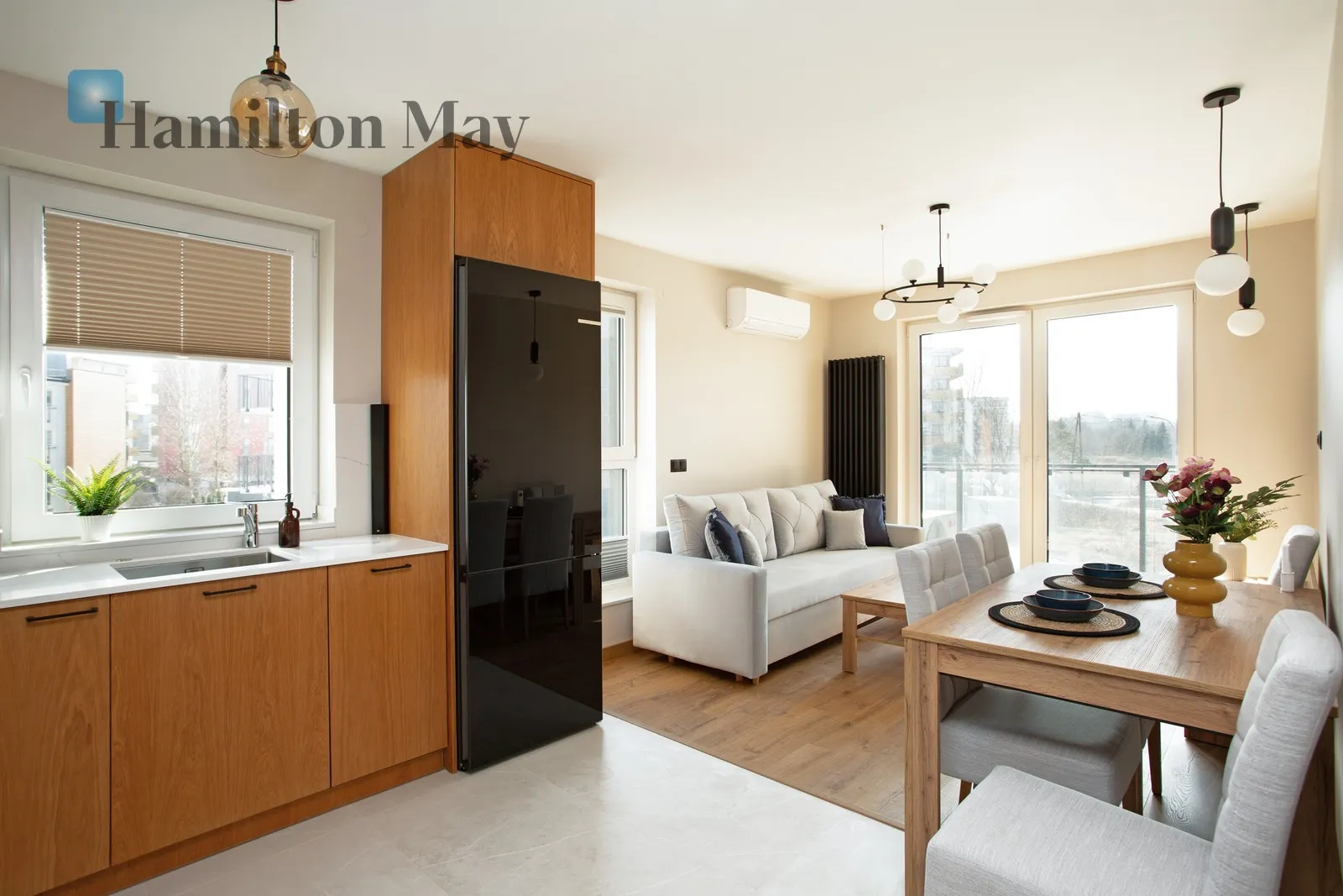 Nowoczesne 4-pokojowe mieszkanie z miejscem postojowym w garażu podziemnym przy ul. Rydlówka w Krakowie - slider