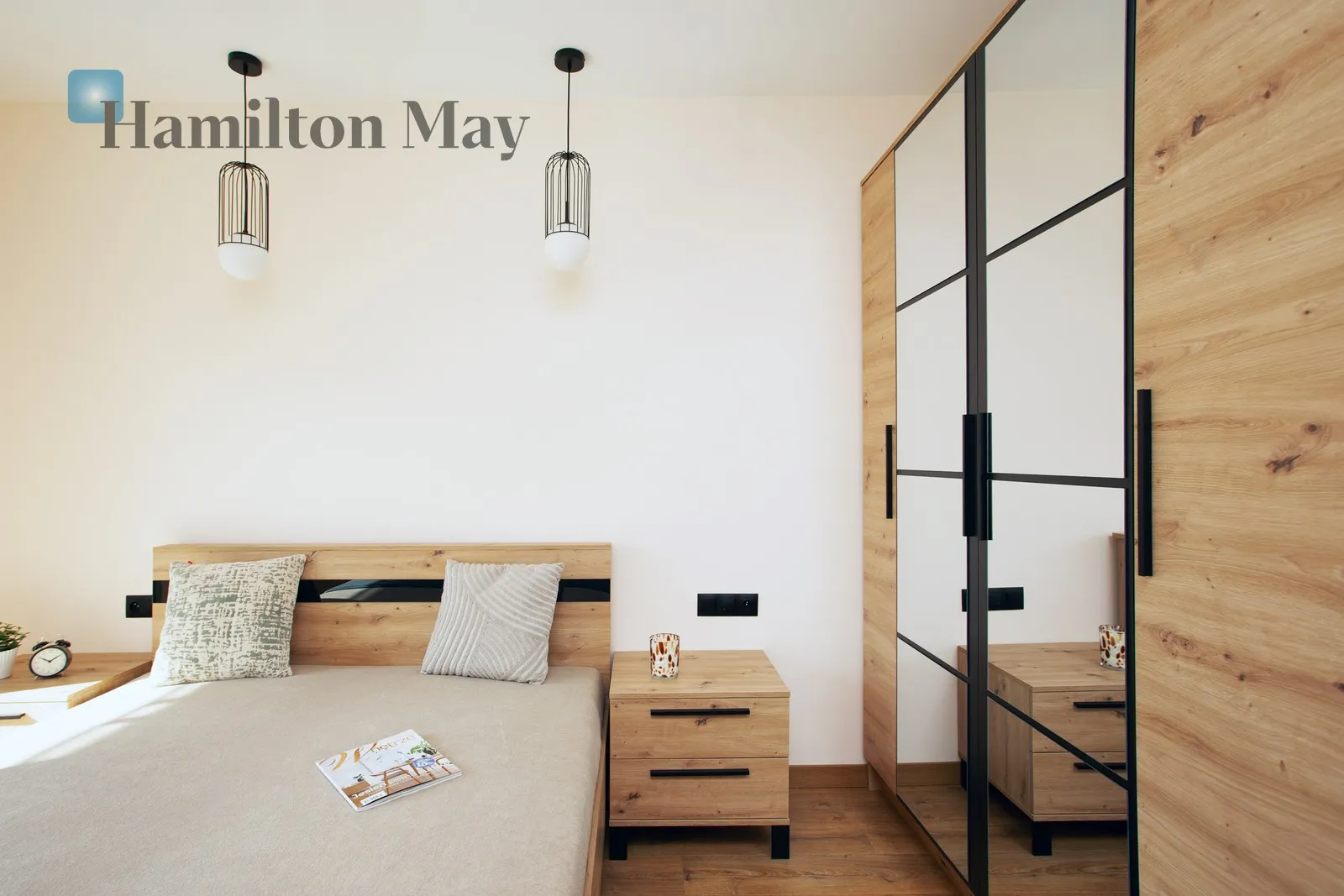 Nowoczesne 4-pokojowe mieszkanie z miejscem postojowym w garażu podziemnym przy ul. Rydlówka w Krakowie - slider