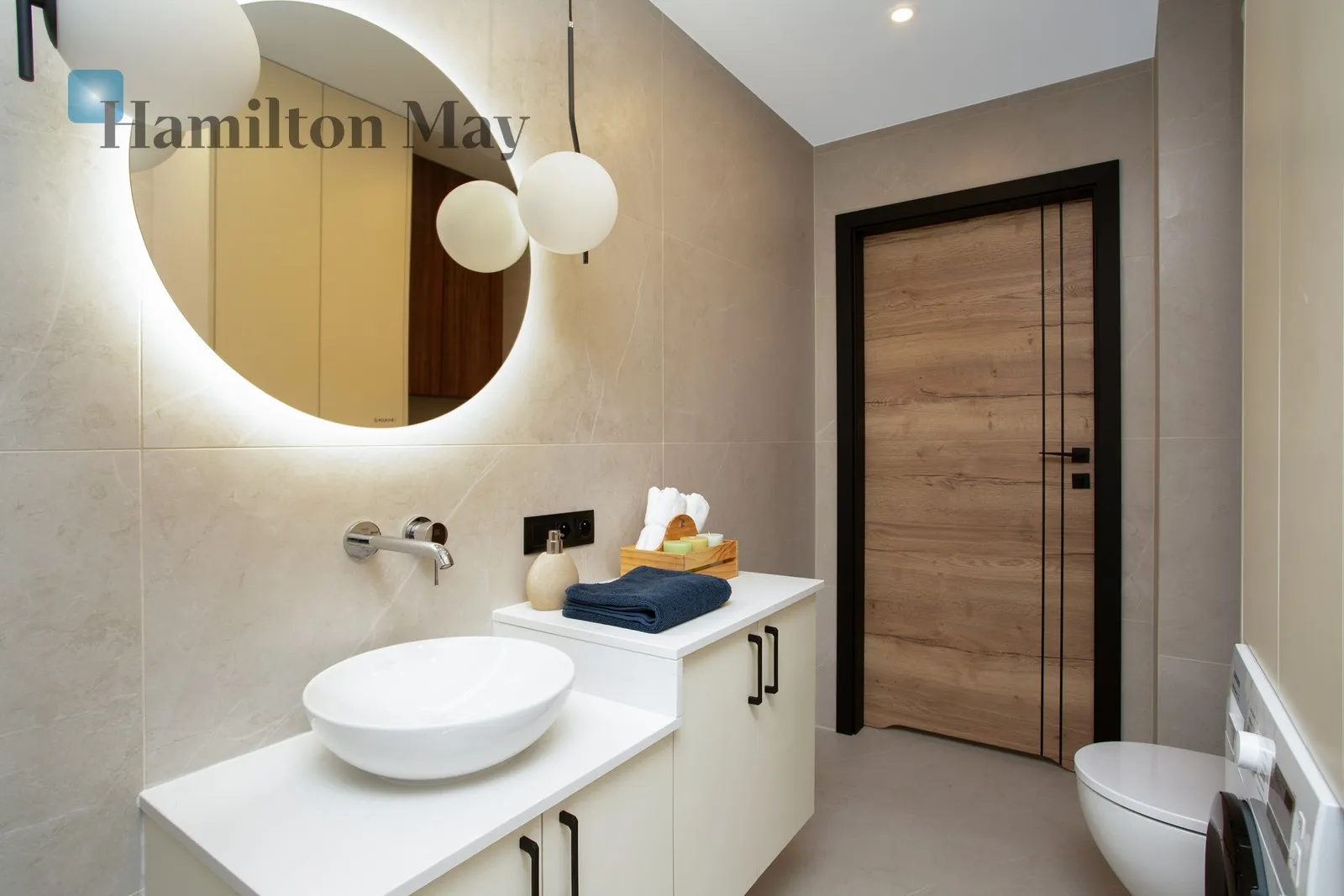 Nowoczesne 4-pokojowe mieszkanie z miejscem postojowym w garażu podziemnym przy ul. Rydlówka w Krakowie - slider