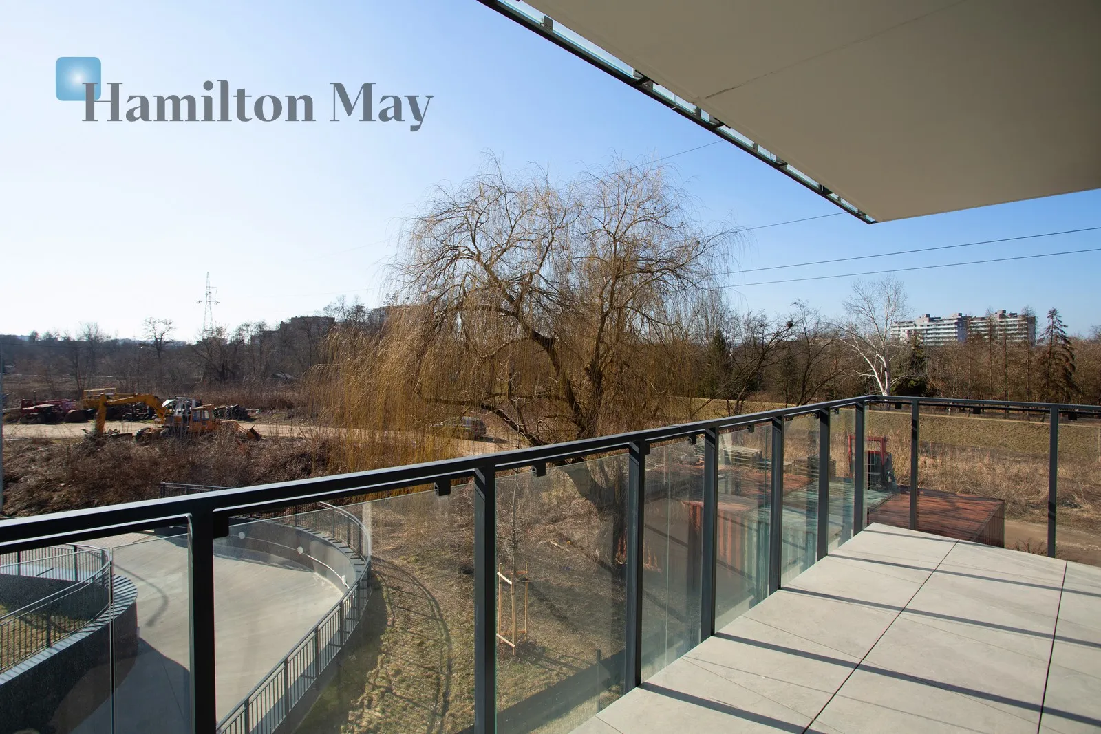 Nowoczesne 4-pokojowe mieszkanie z miejscem postojowym w garażu podziemnym przy ul. Rydlówka w Krakowie - slider