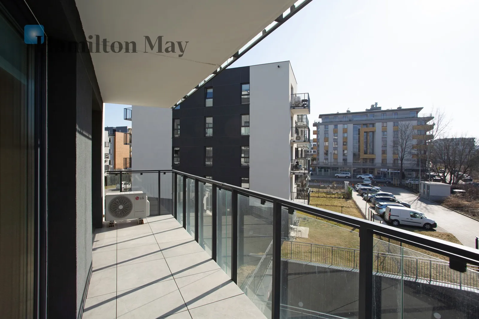 Nowoczesne 4-pokojowe mieszkanie z miejscem postojowym w garażu podziemnym przy ul. Rydlówka w Krakowie - slider