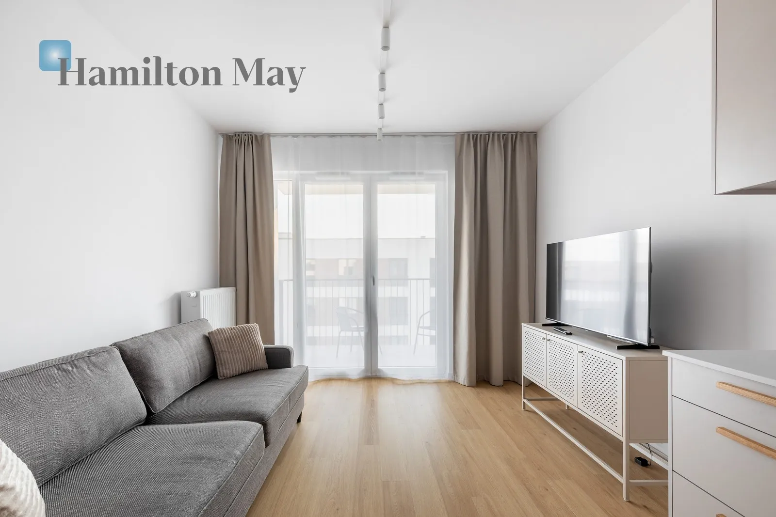 Region: Podgórze Subregion: Płaszów Distance to centre: 4.69 km Level: 5 Price: 3300 PLN Bedrooms: 2 Bathrooms: 1 Size: 54.14m2 Price/m2: 61 PLN - slider