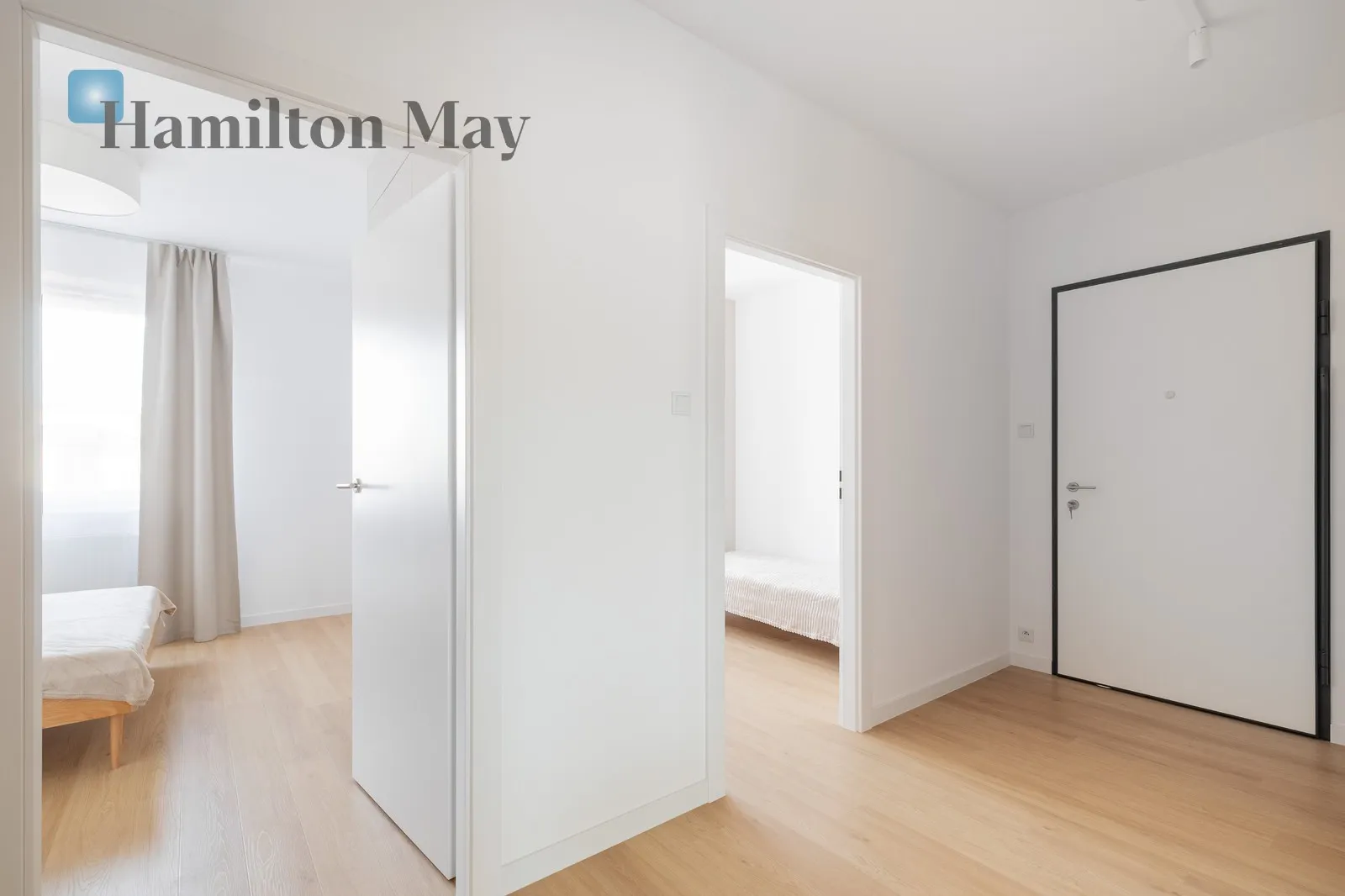 Price: 3300 PLN Bedrooms: 2 Bathrooms: 1 Size: 54.14m2 Price/m2: 61 PLN - slider