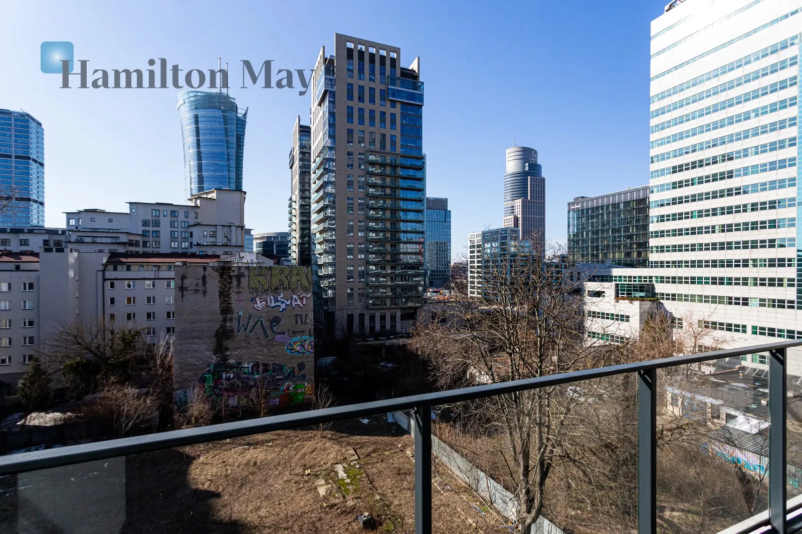 Apartment| 42.26 m2 | Taras | Wysokie piętro w Unique Tower

 - slider