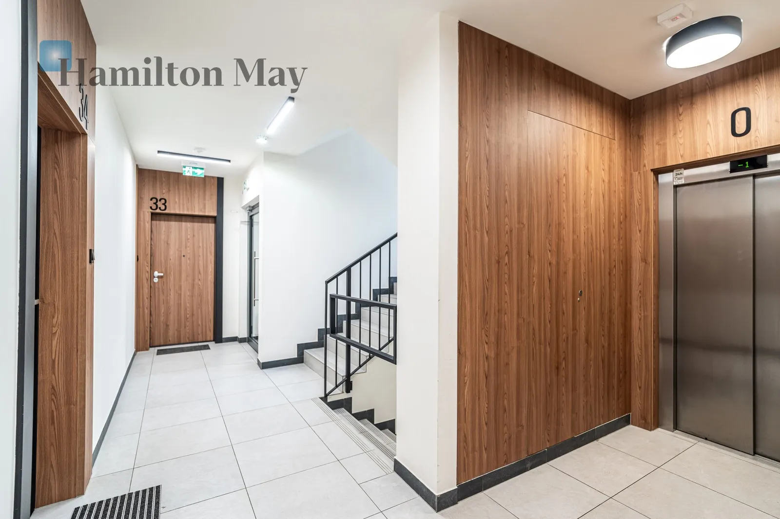 A beautiful apartment with a large terrace for sale in Zabłocie - slider