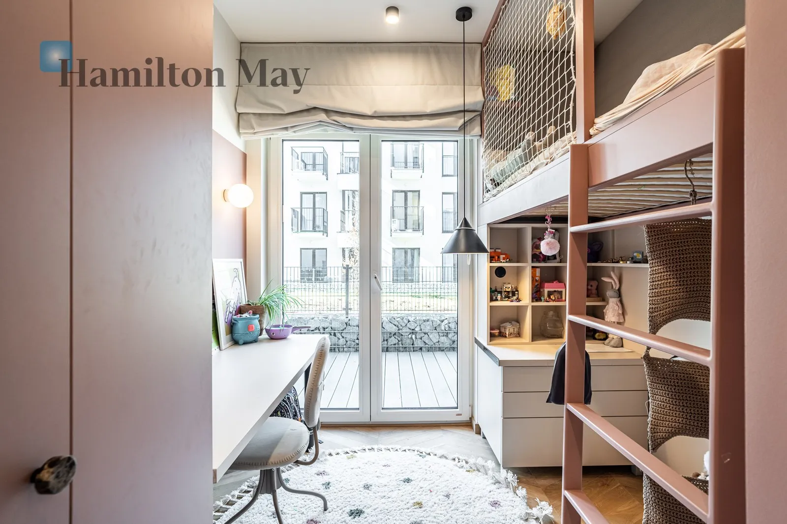 A beautiful apartment with a large terrace for sale in Zabłocie - slider