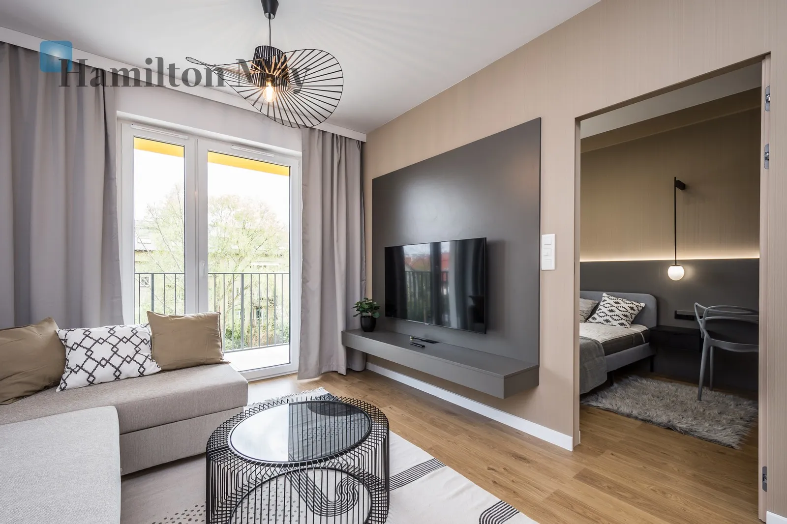 Region: Łagiewniki-Borek Fałęcki Distance to centre: 5.83 km Level: 3 Price: 3500 PLN Bedrooms: 1 Bathrooms: 1 Size: 36m2 Price/m2: 97 PLN - slider