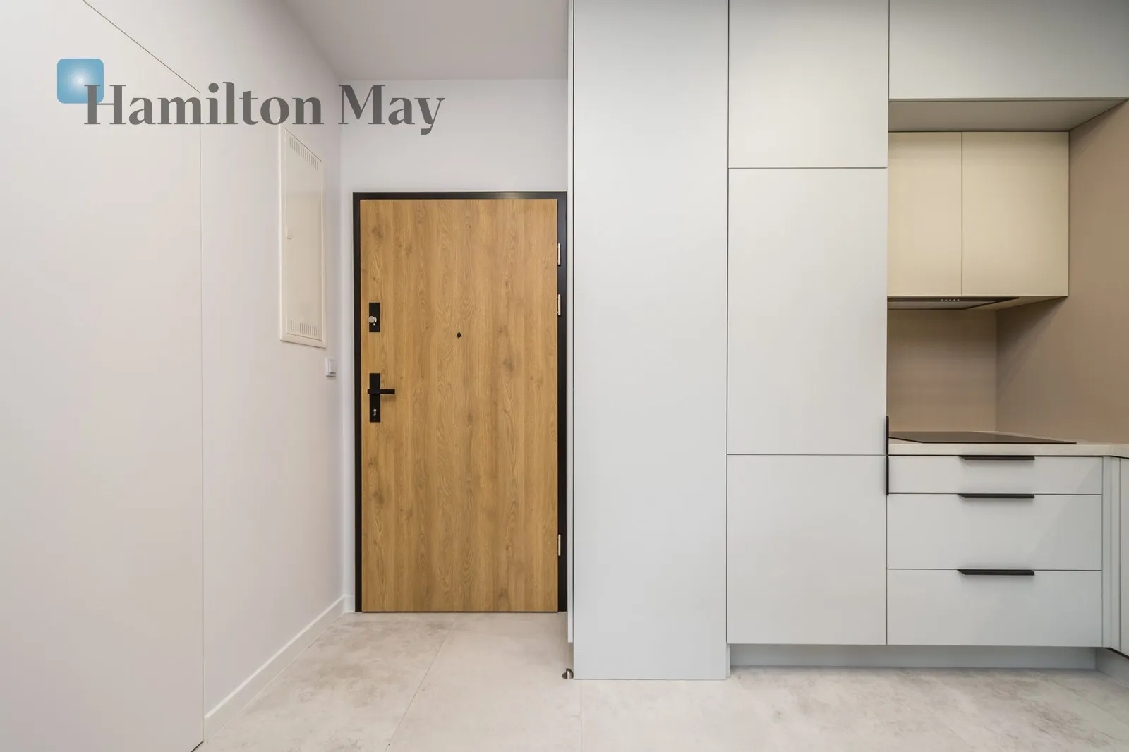 City: Kraków Street: Obozowa Region: Łagiewniki-Borek Fałęcki Distance to centre: 5.83 km Level: 3 - slider