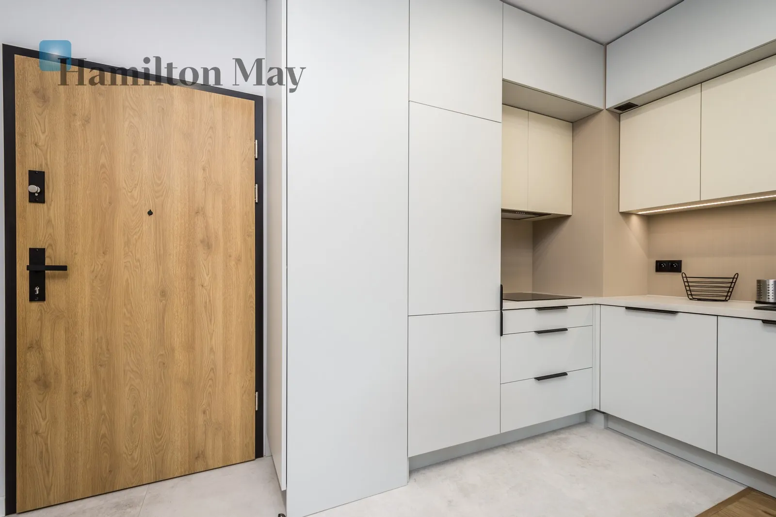 Street: Obozowa Region: Łagiewniki-Borek Fałęcki Distance to centre: 5.83 km Level: 3 Price: 3500 PLN - slider