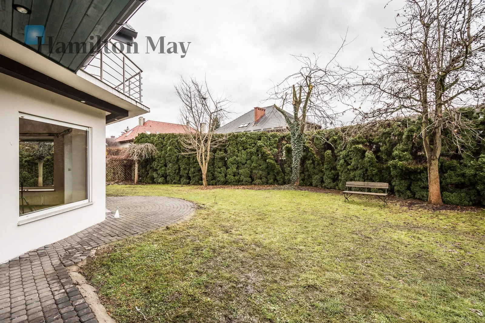 Plot size: 1200m2 Price/m2: 31559 PLN - slider