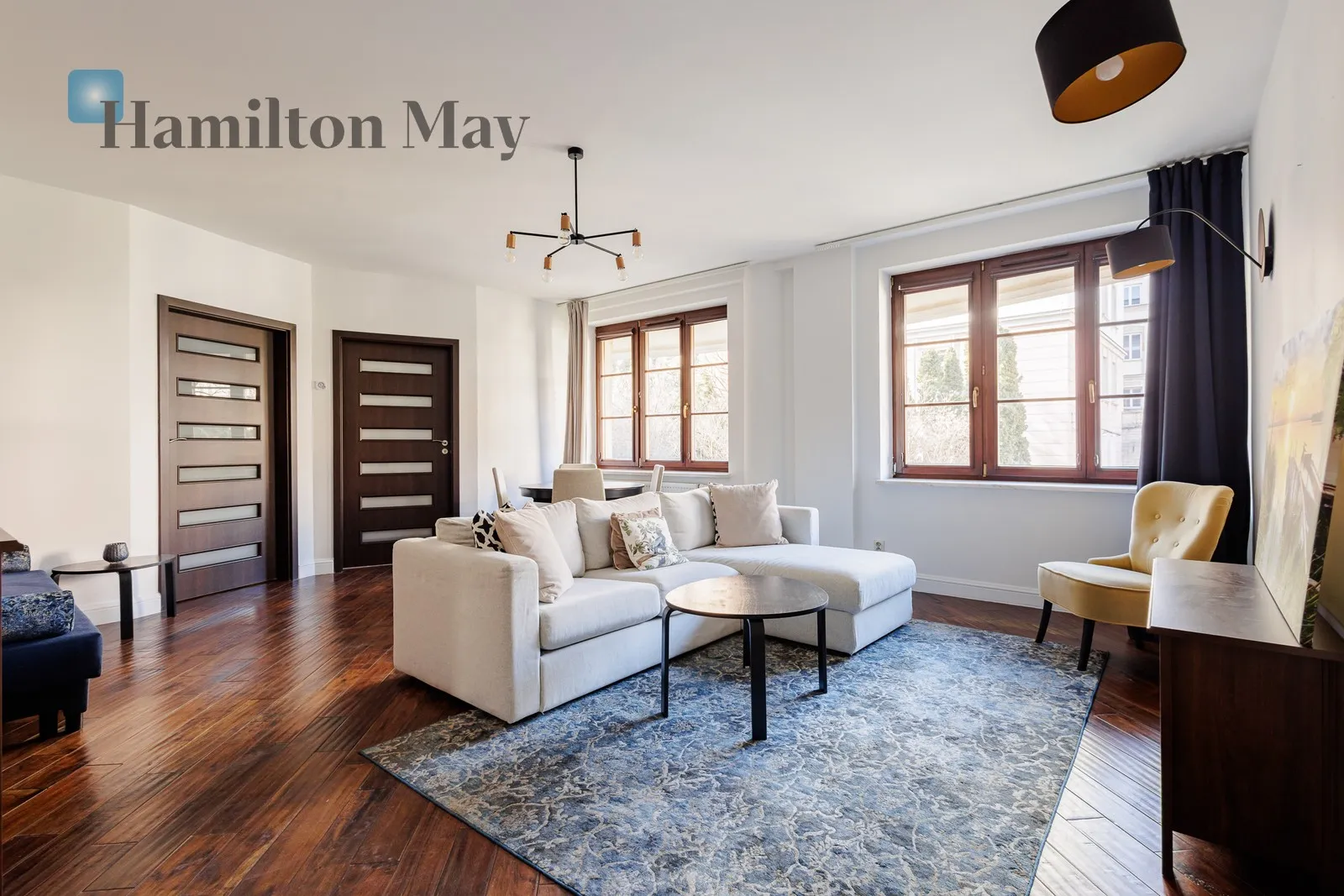 City: Warszawa Street: Bednarska Region: Śródmieście Subregion: Powiśle Distance to centre: 1.66 km Level: 1 Price: 7500 PLN Bedrooms: 2 Bathrooms: 1 Size: 89m2 Price/m2: 84 PLN - slider