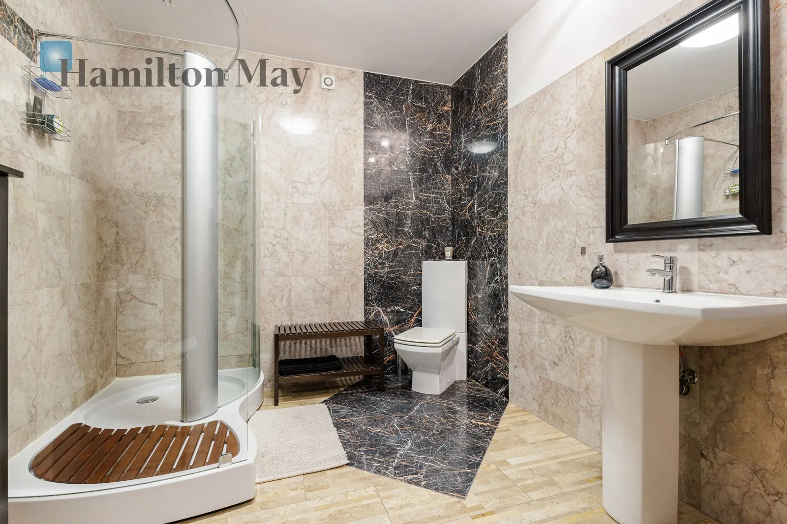 Subregion: Powiśle Distance to centre: 1.66 km Level: 1 Price: 7500 PLN Bedrooms: 2 Bathrooms: 1 Size: 89m2 Price/m2: 84 PLN - slider