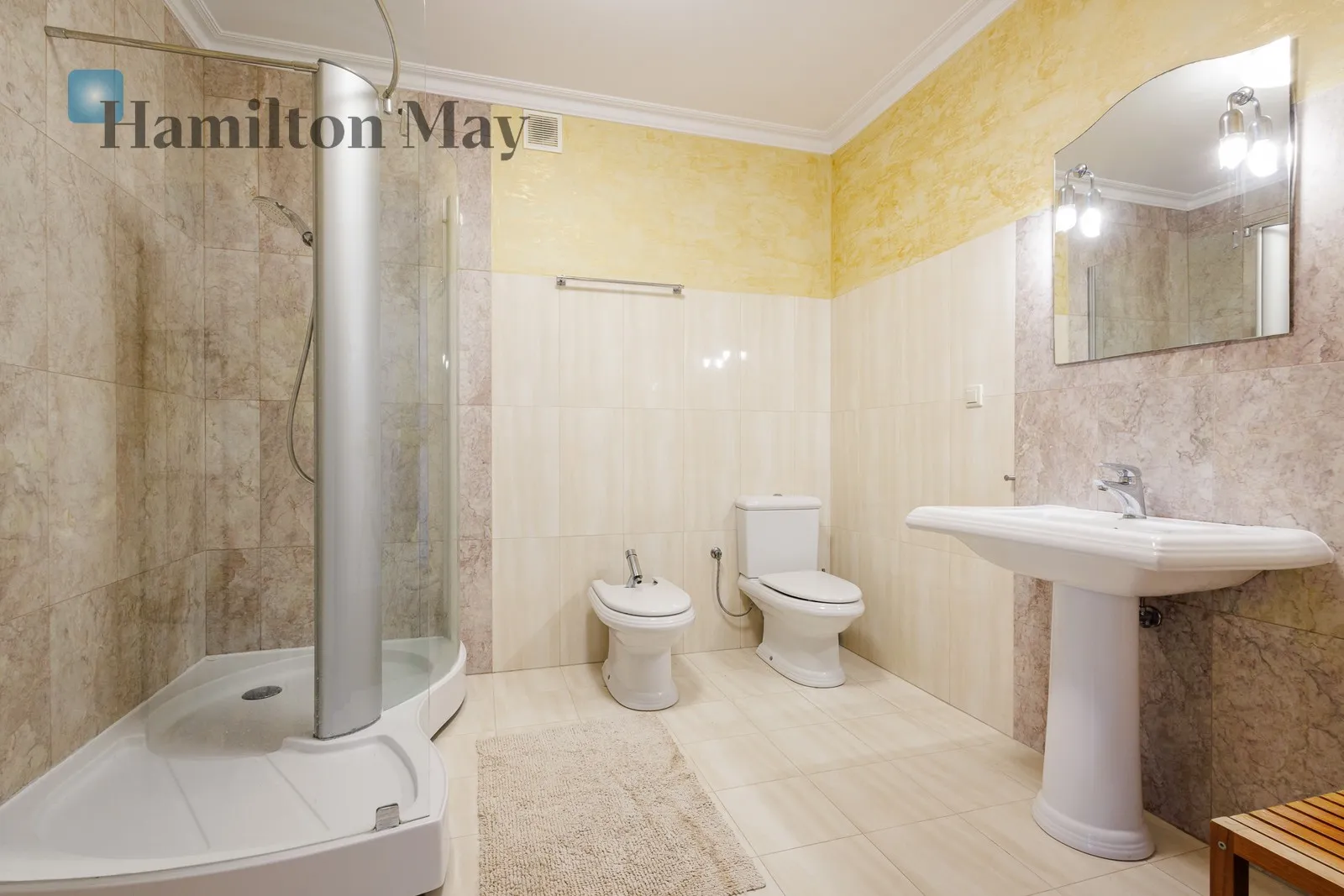 Street: Bednarska Region: Śródmieście Subregion: Powiśle Distance to centre: 1.66 km Level: 3 Price: 7000 PLN Bedrooms: 1 Bathrooms: 1 - slider