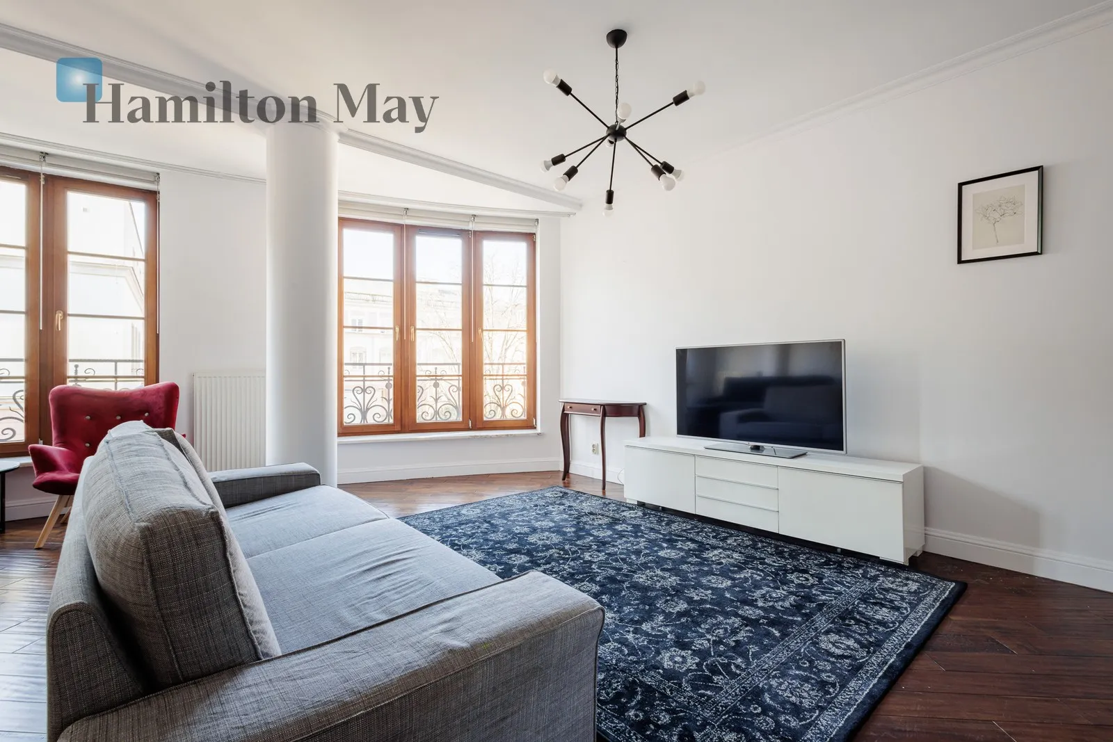 Street: Bednarska Region: Śródmieście Subregion: Powiśle Distance to centre: 1.66 km Level: 3 Price: 7000 PLN Bedrooms: 1 Bathrooms: 1 Size: 89.2m2 - slider