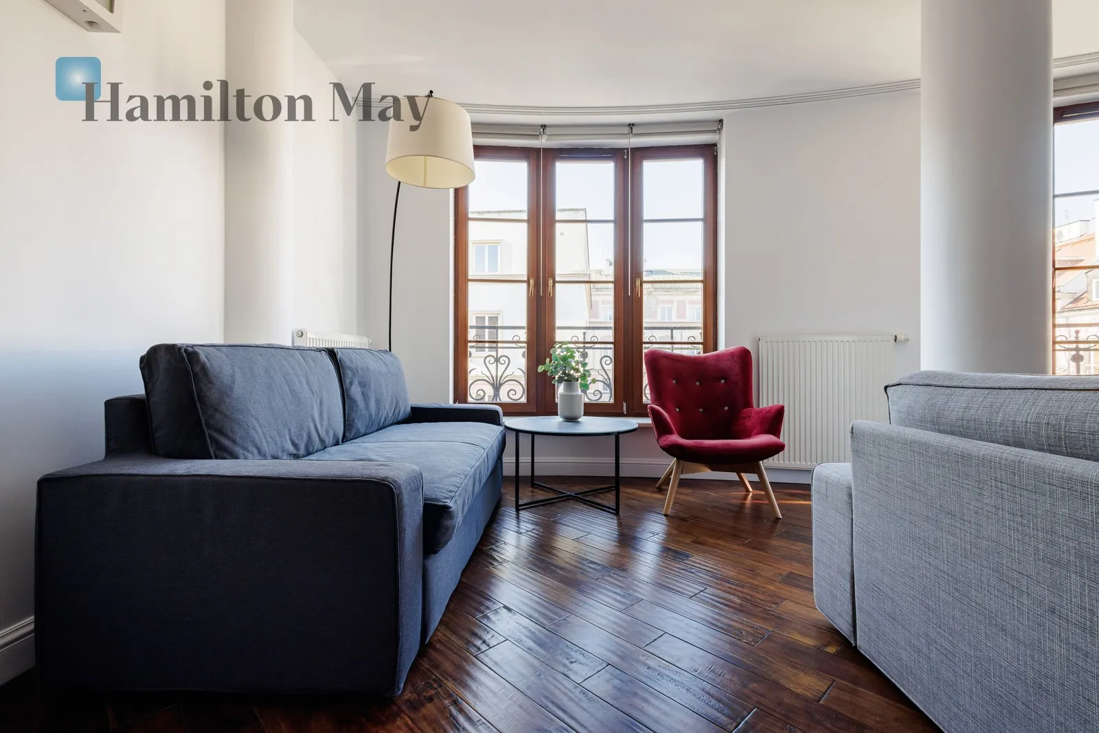 City: Warszawa Street: Bednarska Region: Śródmieście Subregion: Powiśle Distance to centre: 1.66 km Level: 3 Price: 7000 PLN Bedrooms: 1 Bathrooms: 1 - slider