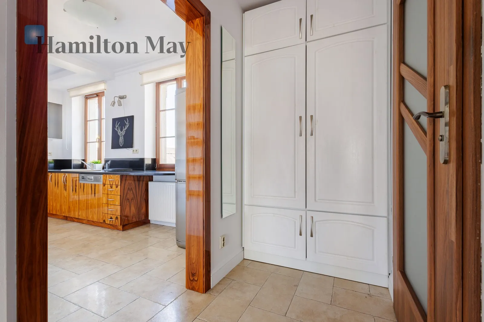 City: Warszawa Street: Bednarska Region: Śródmieście Subregion: Powiśle Distance to centre: 1.66 km Level: 3 Price: 7000 PLN - slider