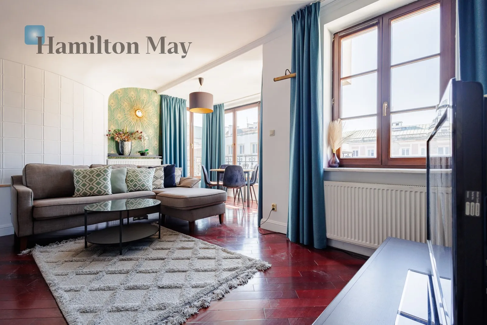 Street: Bednarska Region: Śródmieście Subregion: Powiśle Distance to centre: 1.66 km Level: 4 Price: 7500 PLN Bedrooms: 2 Bathrooms: 1 Size: 74m2 Price/m2: 101 PLN - slider