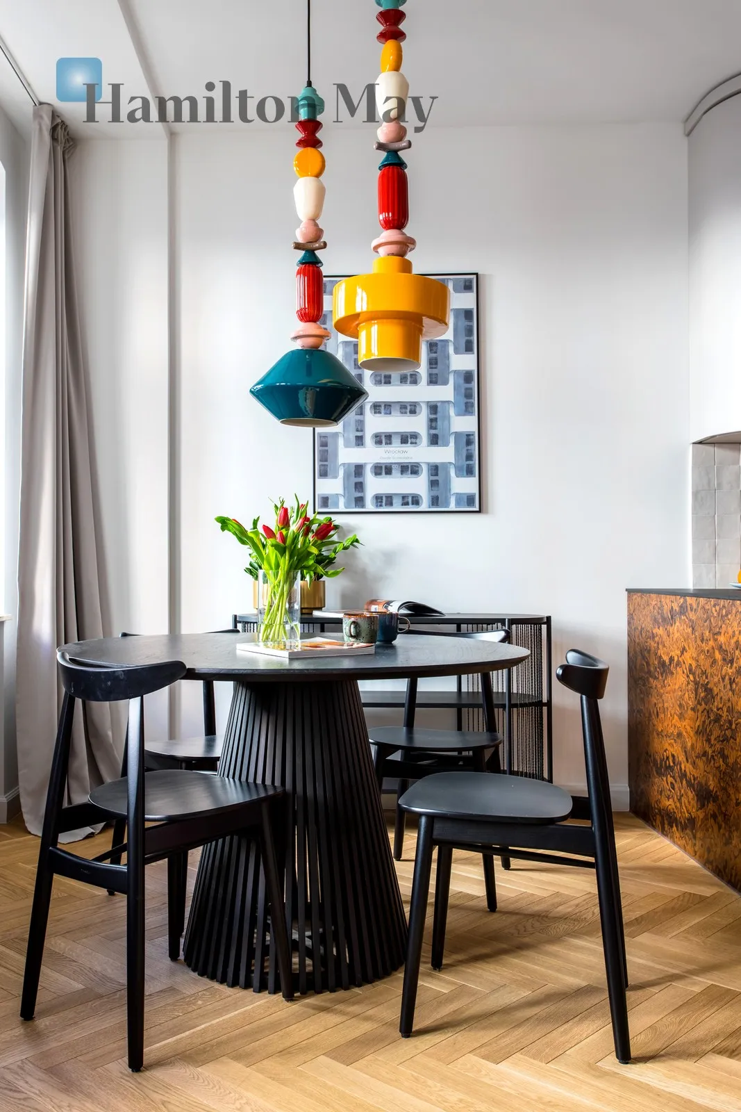 Street: Szczytnicka Region: Śródmieście Distance to centre: 1.63 km Level: 2 Price: 1070000 PLN Bedrooms: 1 Bathrooms: 1 Size: 40m2 Price/m2: 26750 PLN - slider