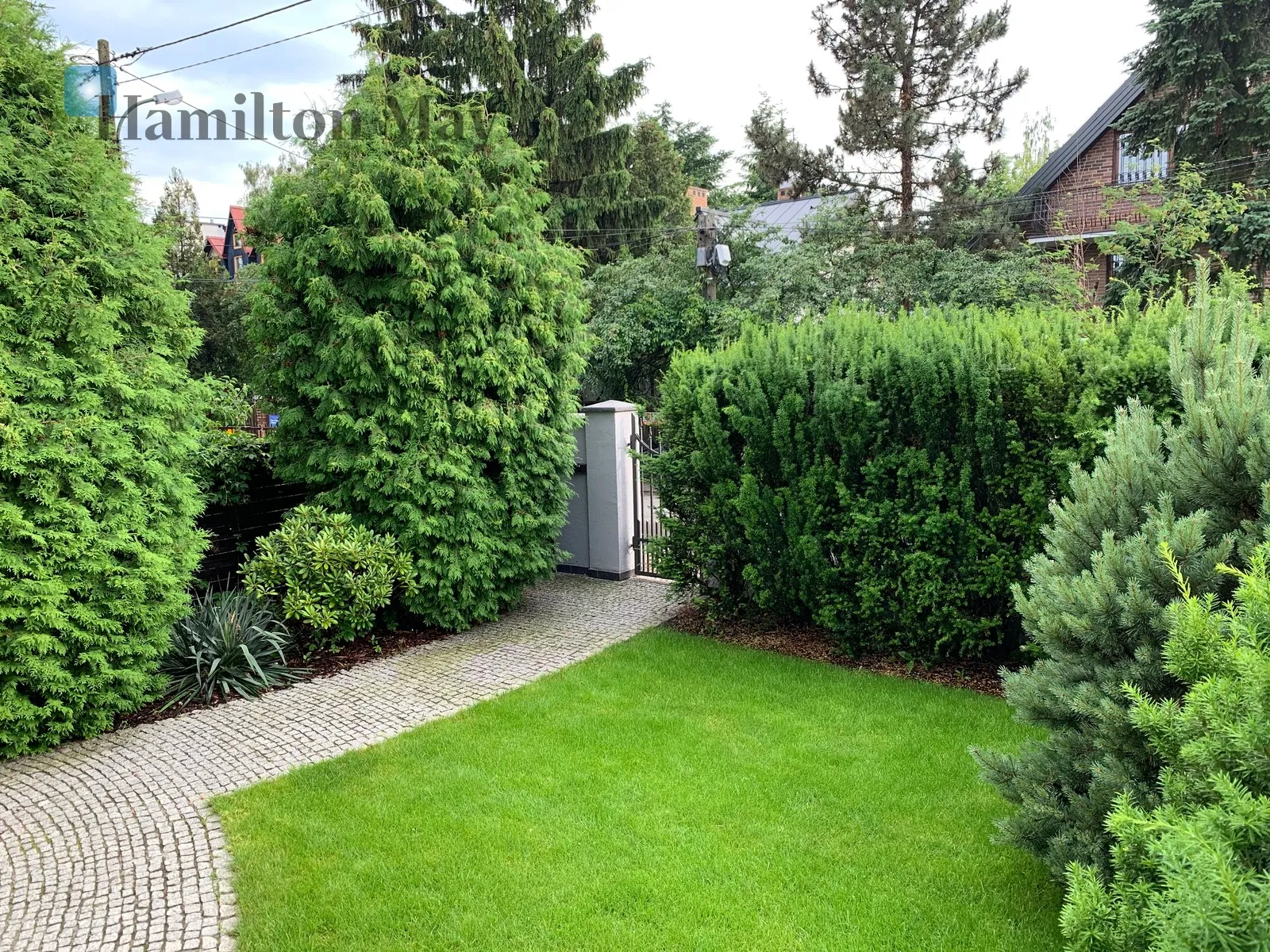 Просторий окремий будинок у Wilanów Niski - slider