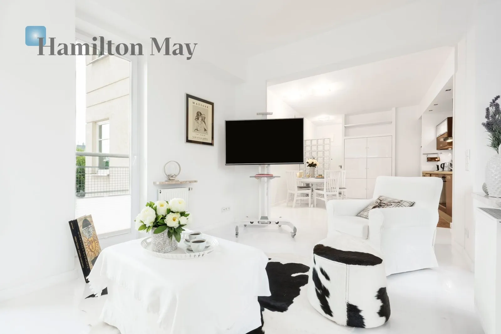 Street: Grochowska Region: Praga-Południe Subregion: Kamionek Distance to centre: 3.53 km Level: 1 Price: 4600 PLN Bedrooms: 1 Bathrooms: 1 Size: 55m2 - slider