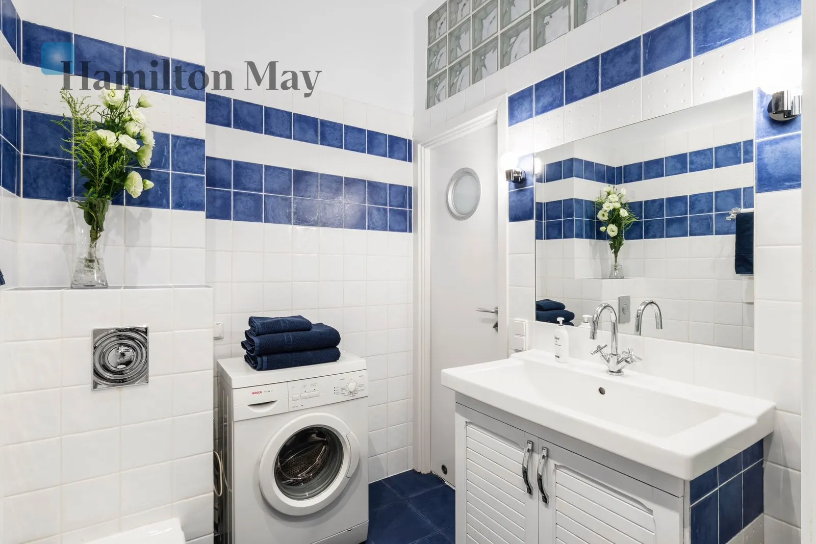 Street: Grochowska Region: Praga-Południe Subregion: Kamionek Distance to centre: 3.53 km Level: 1 - slider