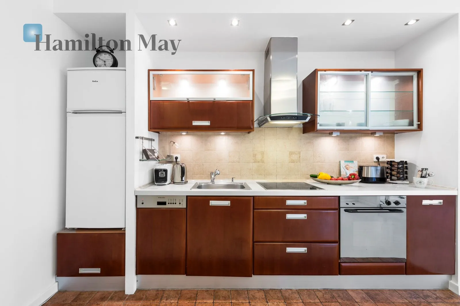 Region: Praga-Południe Subregion: Kamionek Distance to centre: 3.53 km Level: 1 Price: 4600 PLN - slider