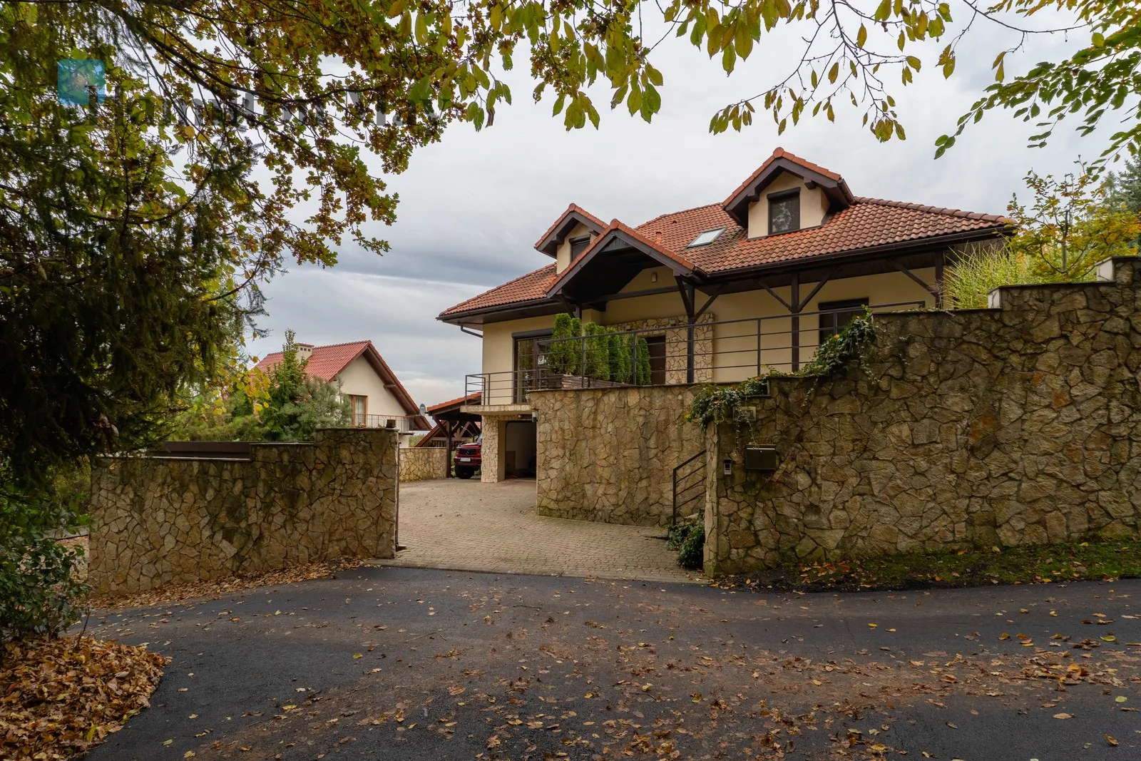 Bathrooms: 2 Plot size: 600m2 Price/m2: 10600 PLN - slider