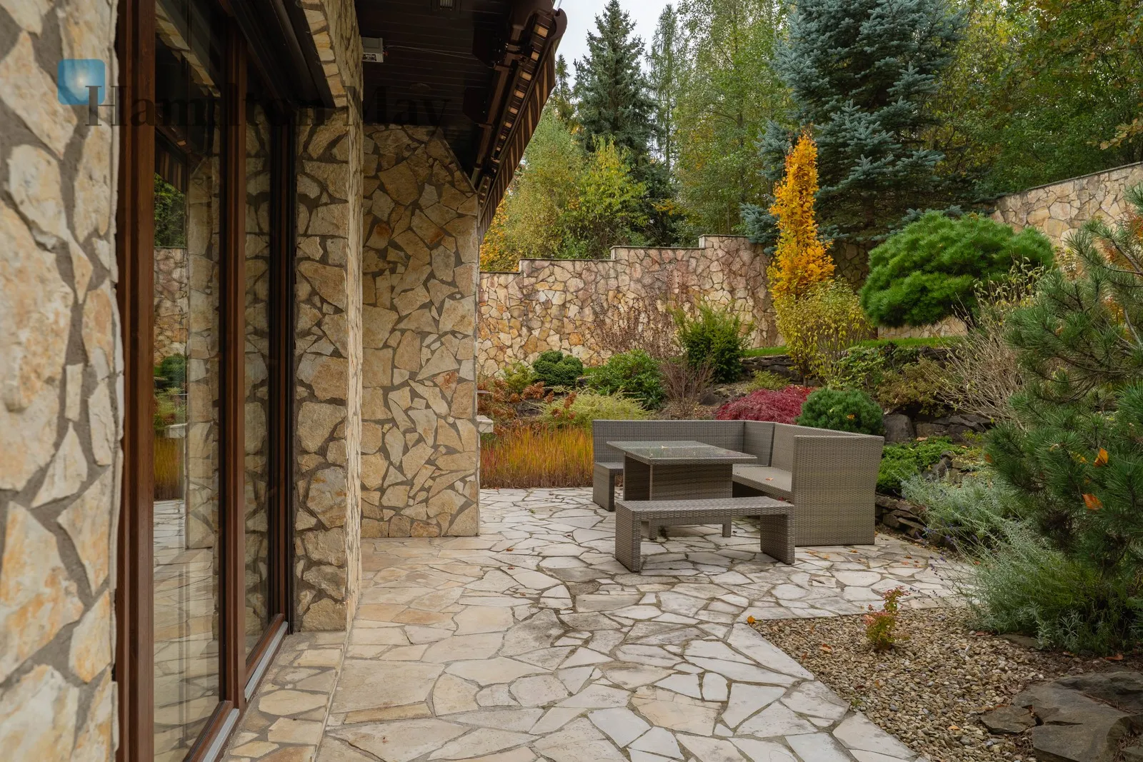 Region: Krzywaczka Price: 2650000 PLN Bedrooms: 3 Bathrooms: 2 - slider