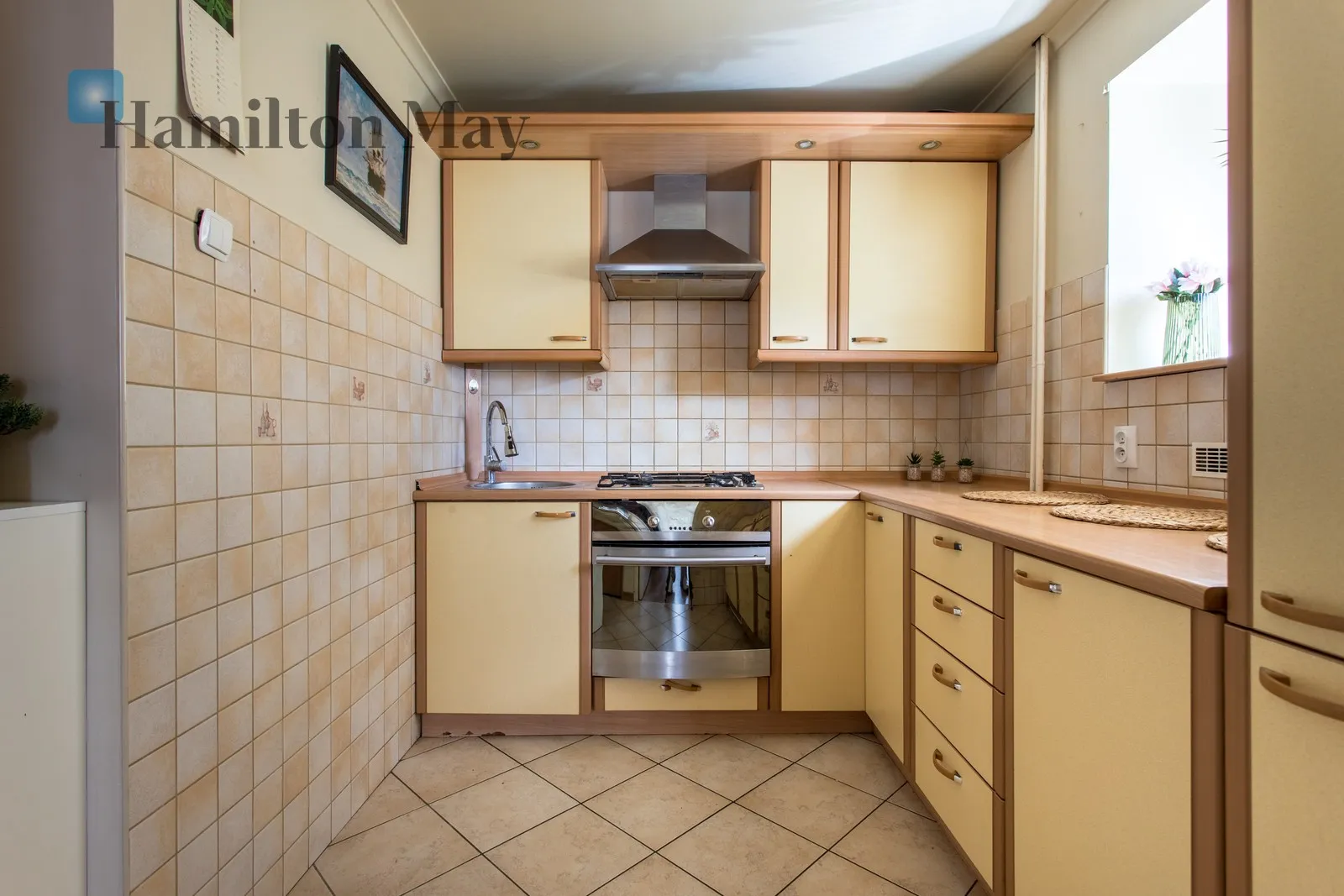 Region: Krzyki Distance to centre: 2.28 km Level: 7 Price: 490000 PLN Bedrooms: 1 Bathrooms: 1 Size: 31.57m2 Price/m2: 15521 PLN - slider