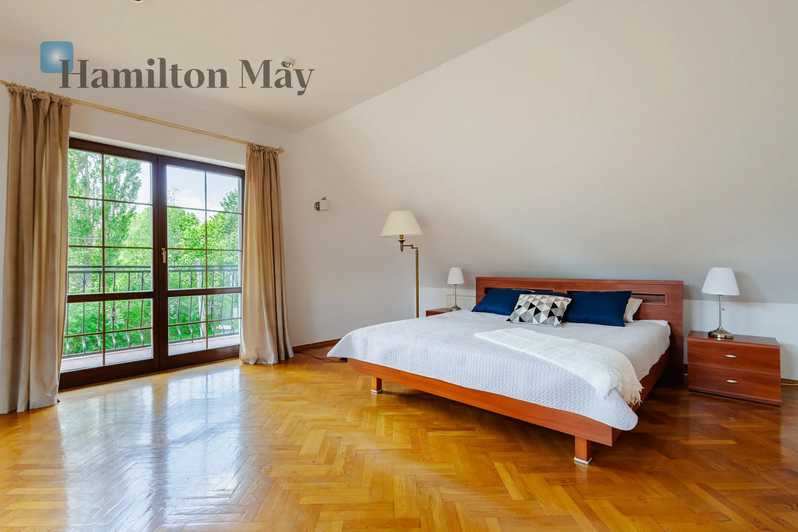 Spacious house with a garden – ready to move in - slider