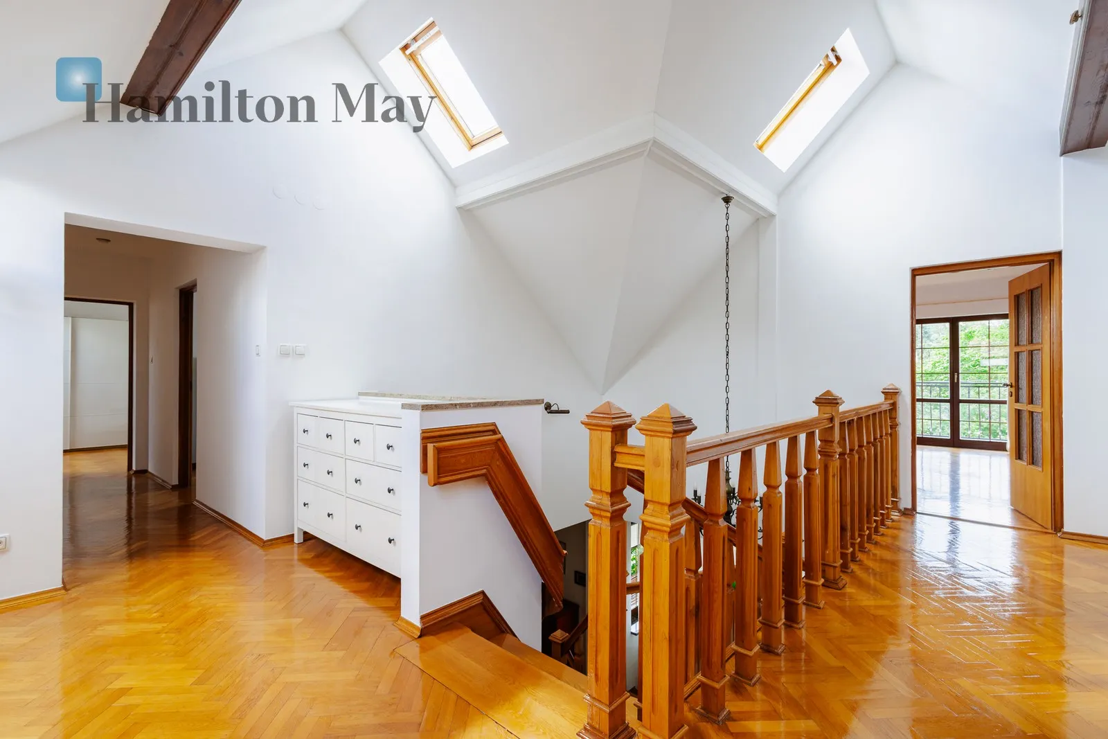 Spacious house with a garden – ready to move in - slider