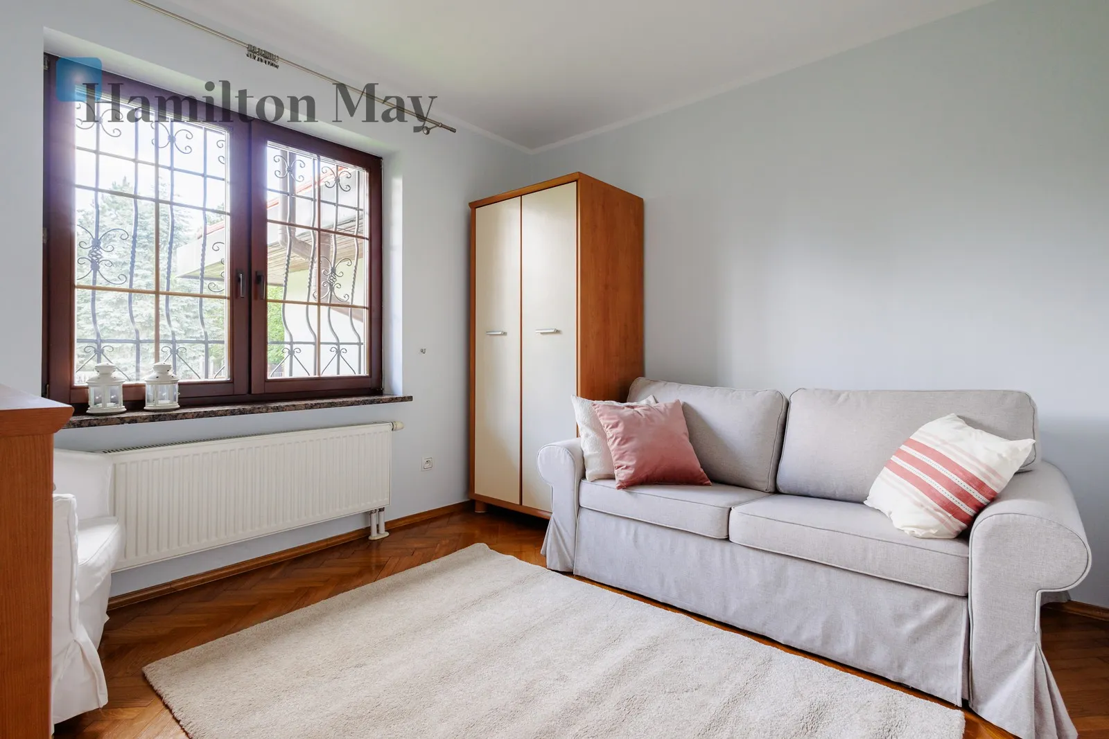 Spacious house with a garden – ready to move in - slider