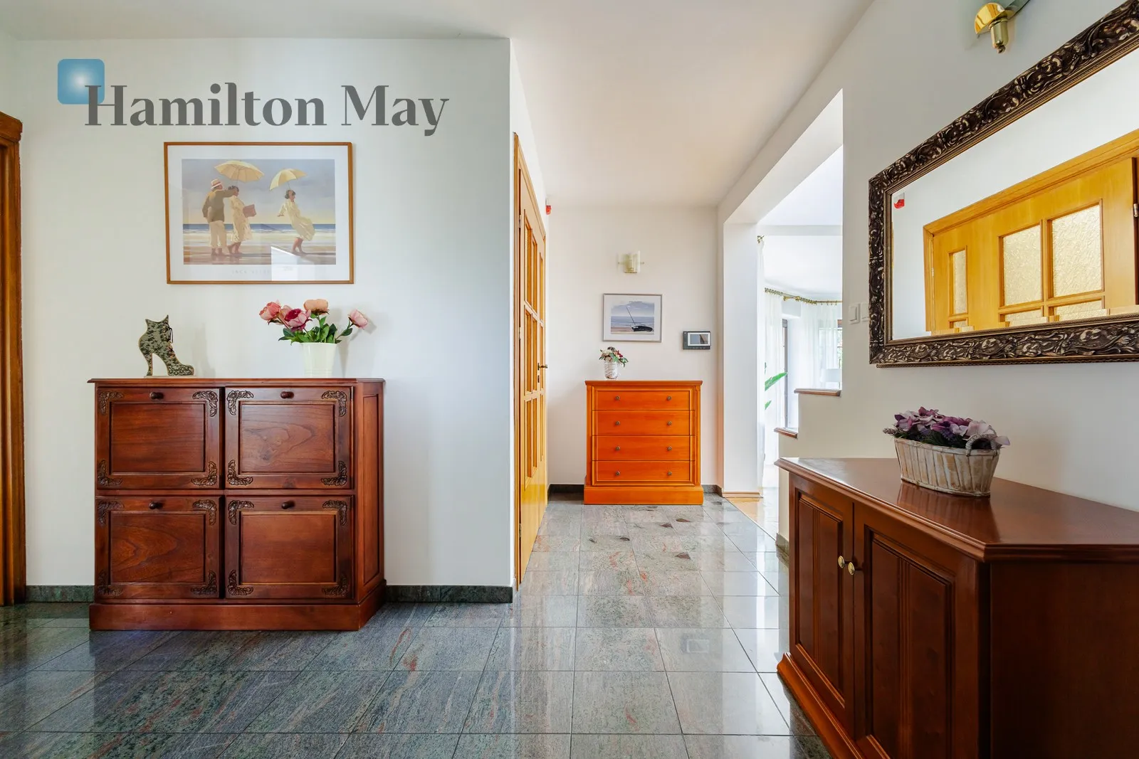 Spacious house with a garden – ready to move in - slider