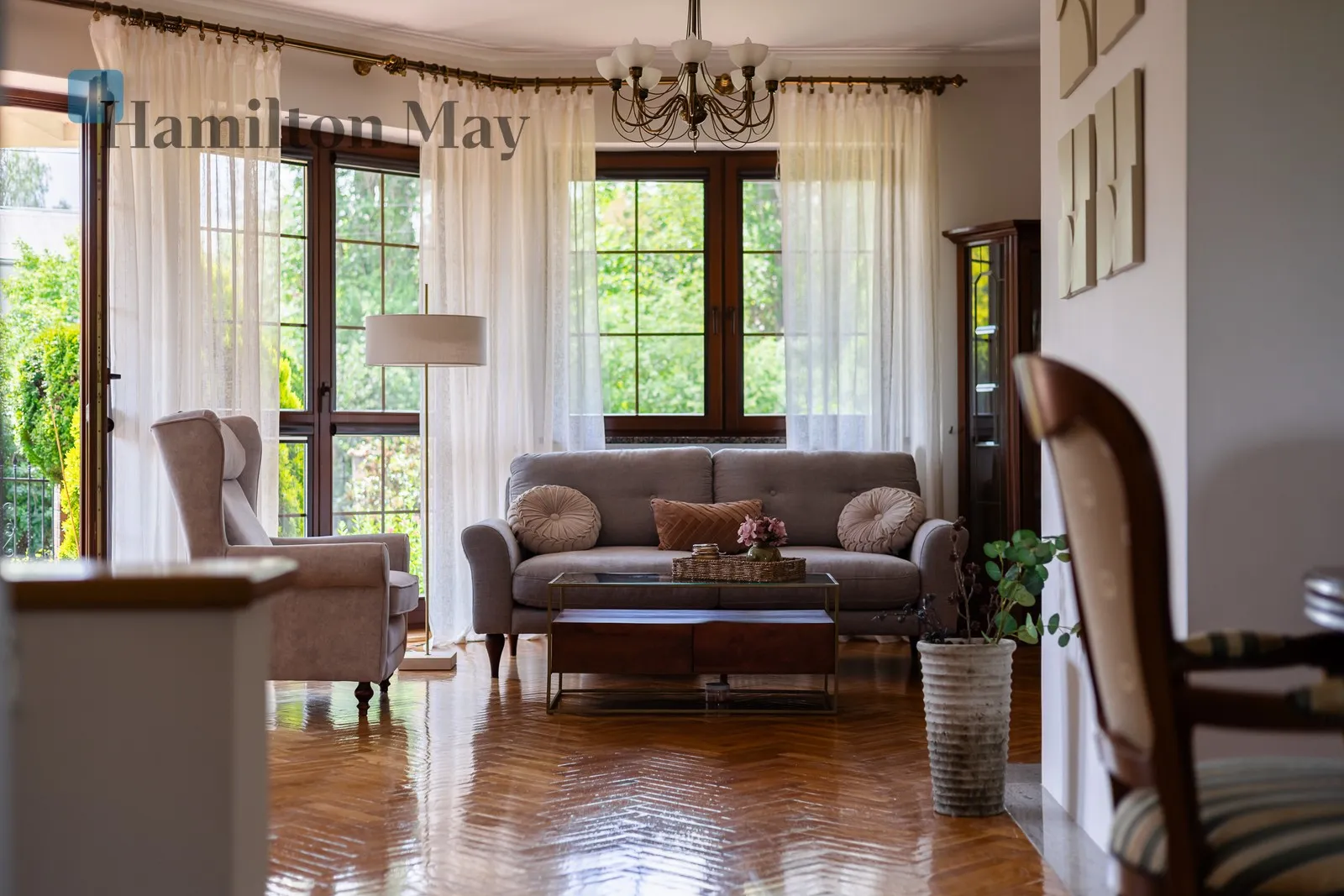 Spacious house with a garden – ready to move in - slider