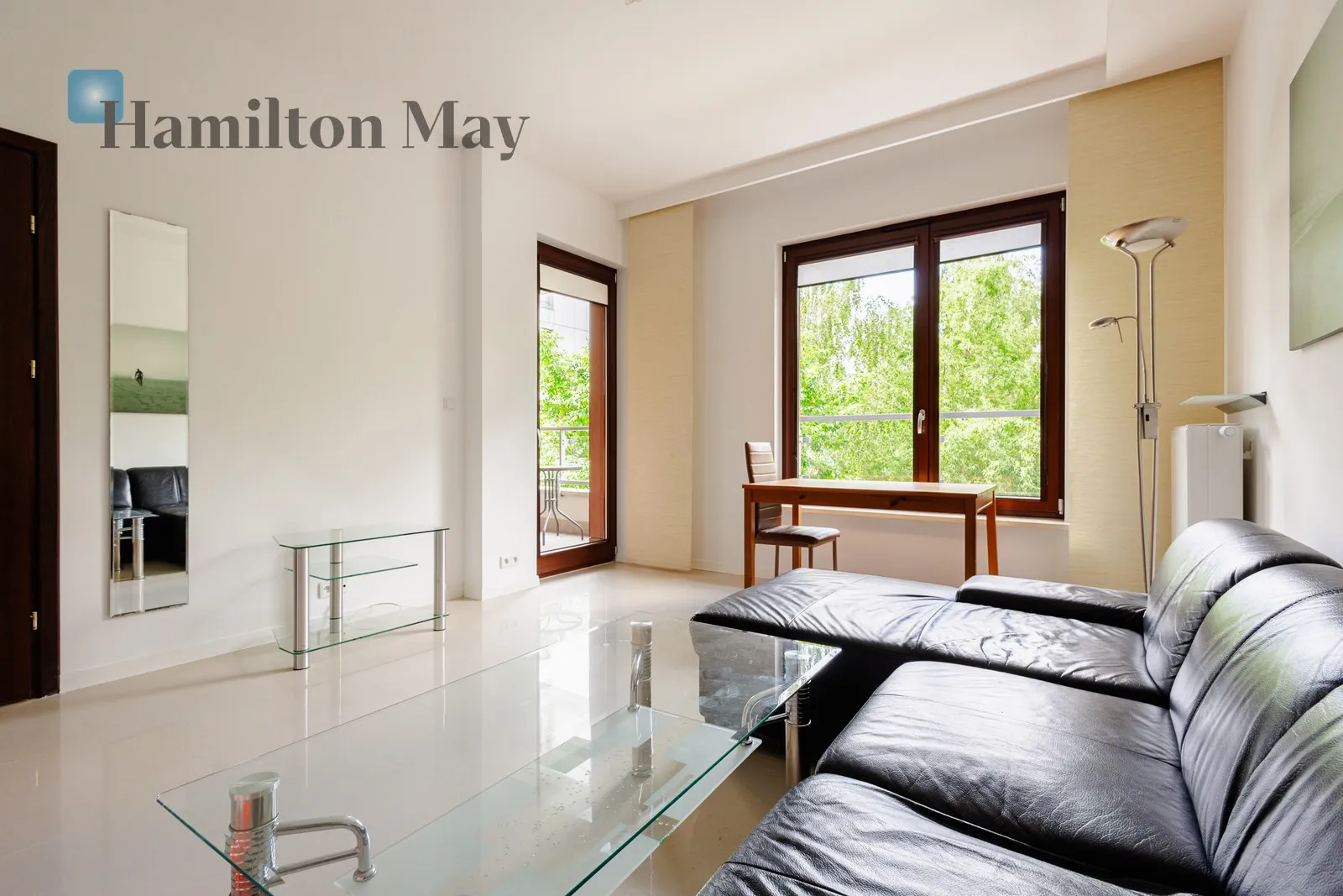 Unique, sun-filled apartment at Biały Kamień 1 with a garden view - slider