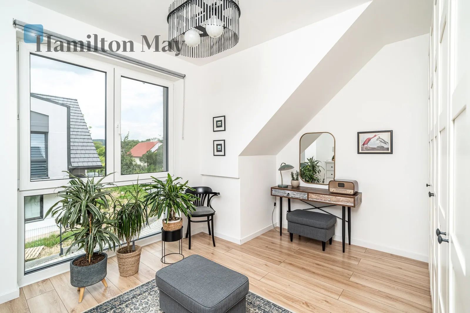 Price: 2830000 PLN Bedrooms: 4 Bathrooms: 2 Plot size: 402m2 Price/m2: 14439 PLN - slider