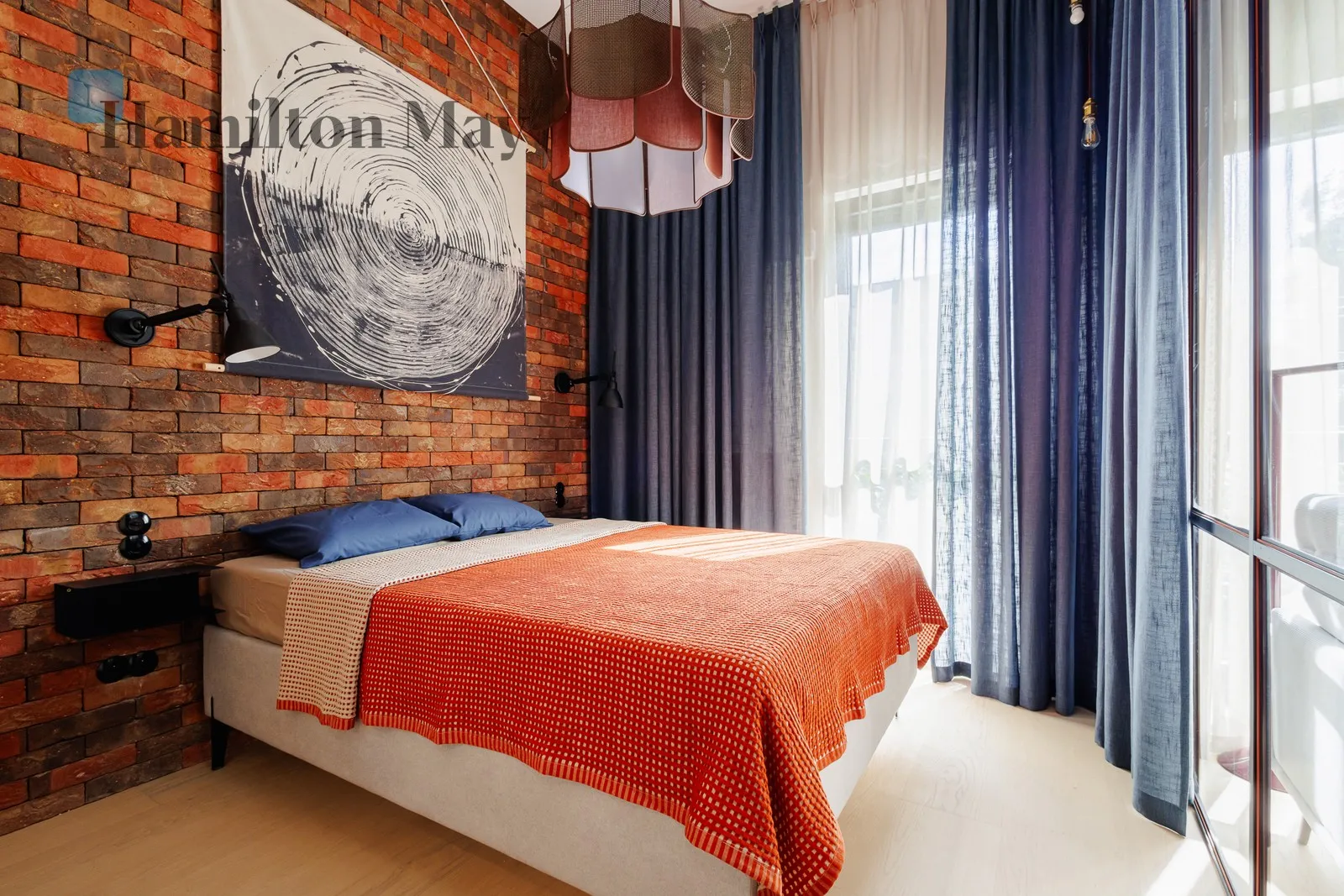 Region: Wola Subregion: Czyste Distance to centre: 2.61 km Price: 1453500 PLN Bedrooms: 1 Bathrooms: 1 Size: 48m2 - slider