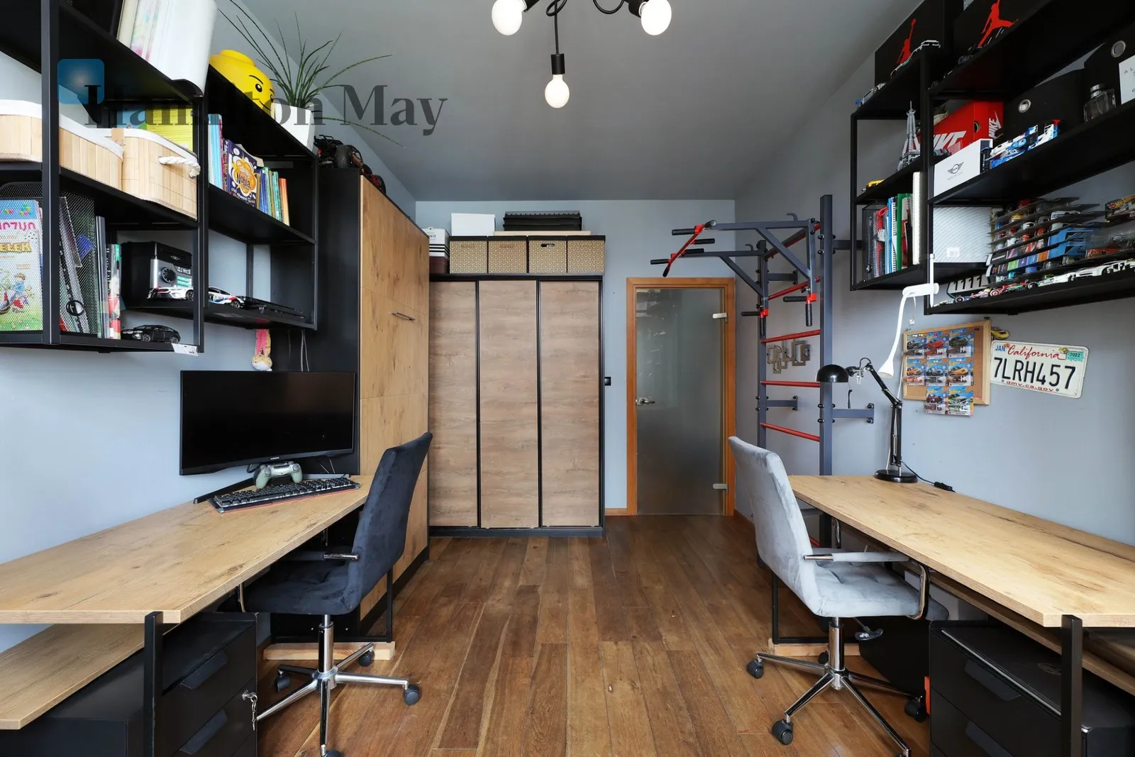 City: Kraków Street: Kluczborska Region: Prądnik Biały Distance to centre: 2.66 km Level: 7 Price: 1550000 PLN Bedrooms: 2 Bathrooms: 1 - slider