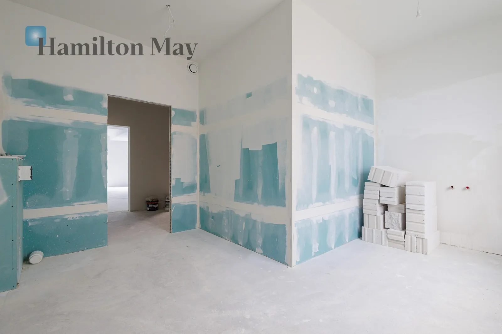 Region: Ursynów Subregion: Wyczółki Distance to centre: 7.19 km Level: 1 Price: 1740000 PLN Bedrooms: 3 Bathrooms: 2 Size: 121m2 Price/m2: 14380 PLN - slider
